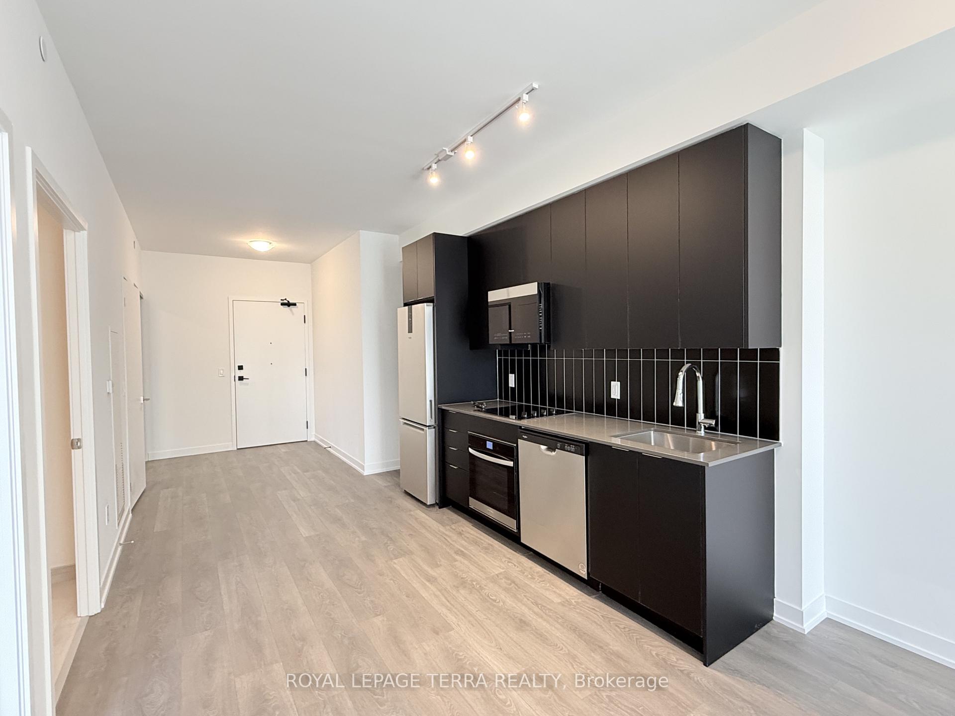 Photo 8 of Unit 1202, 474 Caldari Road, Vaughan, Concord — HOMEH
