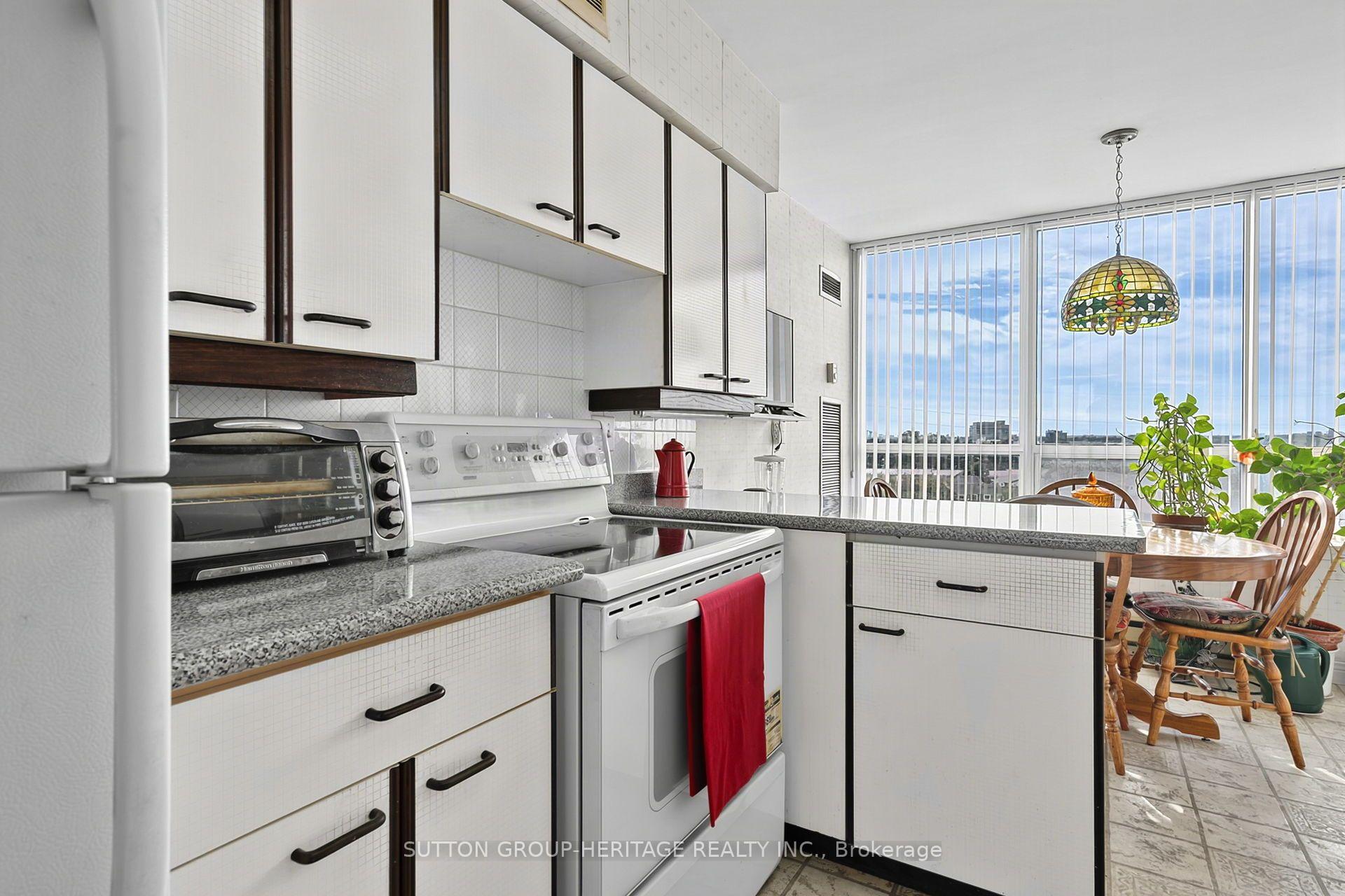 Photo 16 of Unit 815, 175 Bamburgh Circle, Scarborough, Steeles — HOMEH