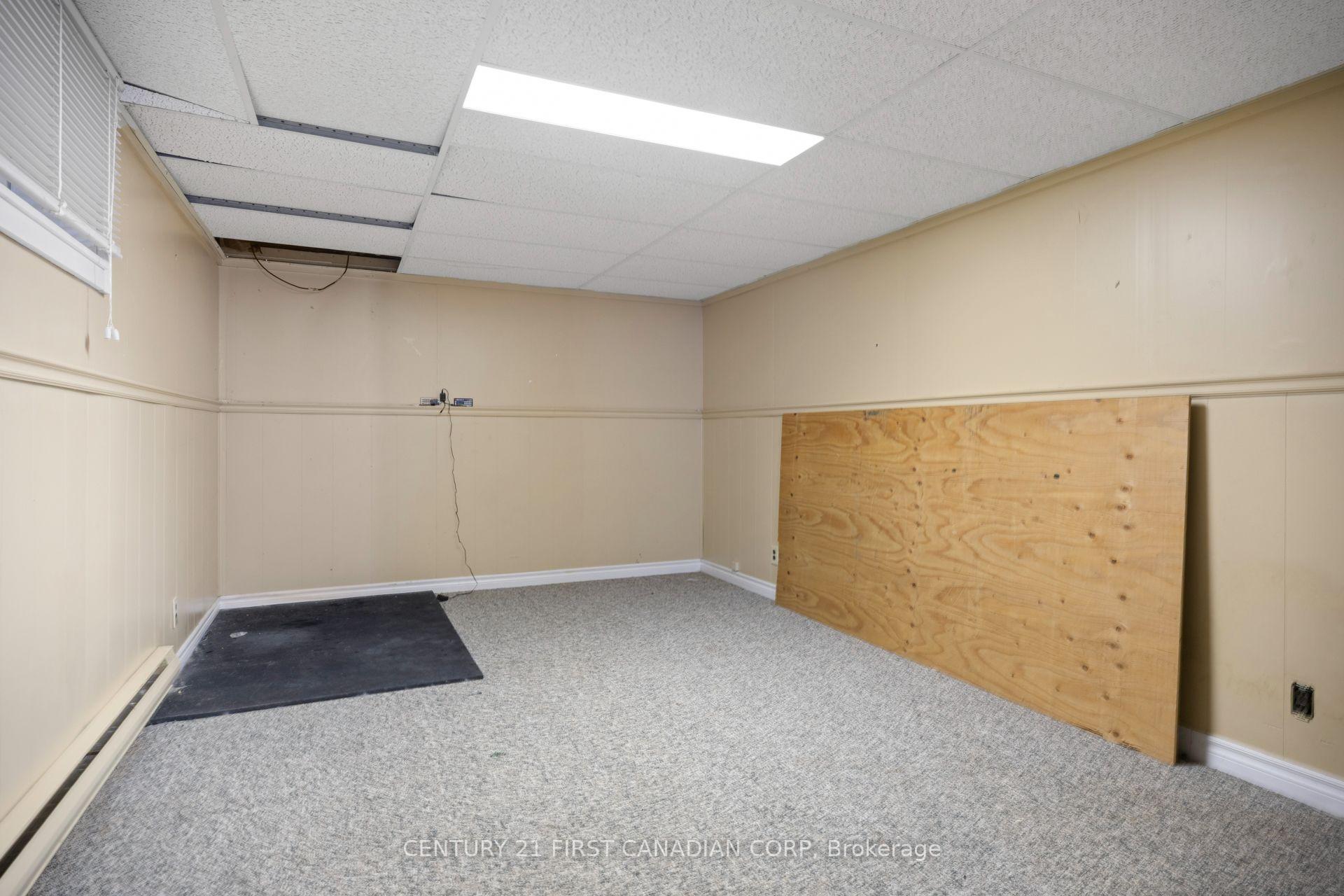 Photo 25 of 36 Orchard Street, South Huron, Exeter — HOMEH