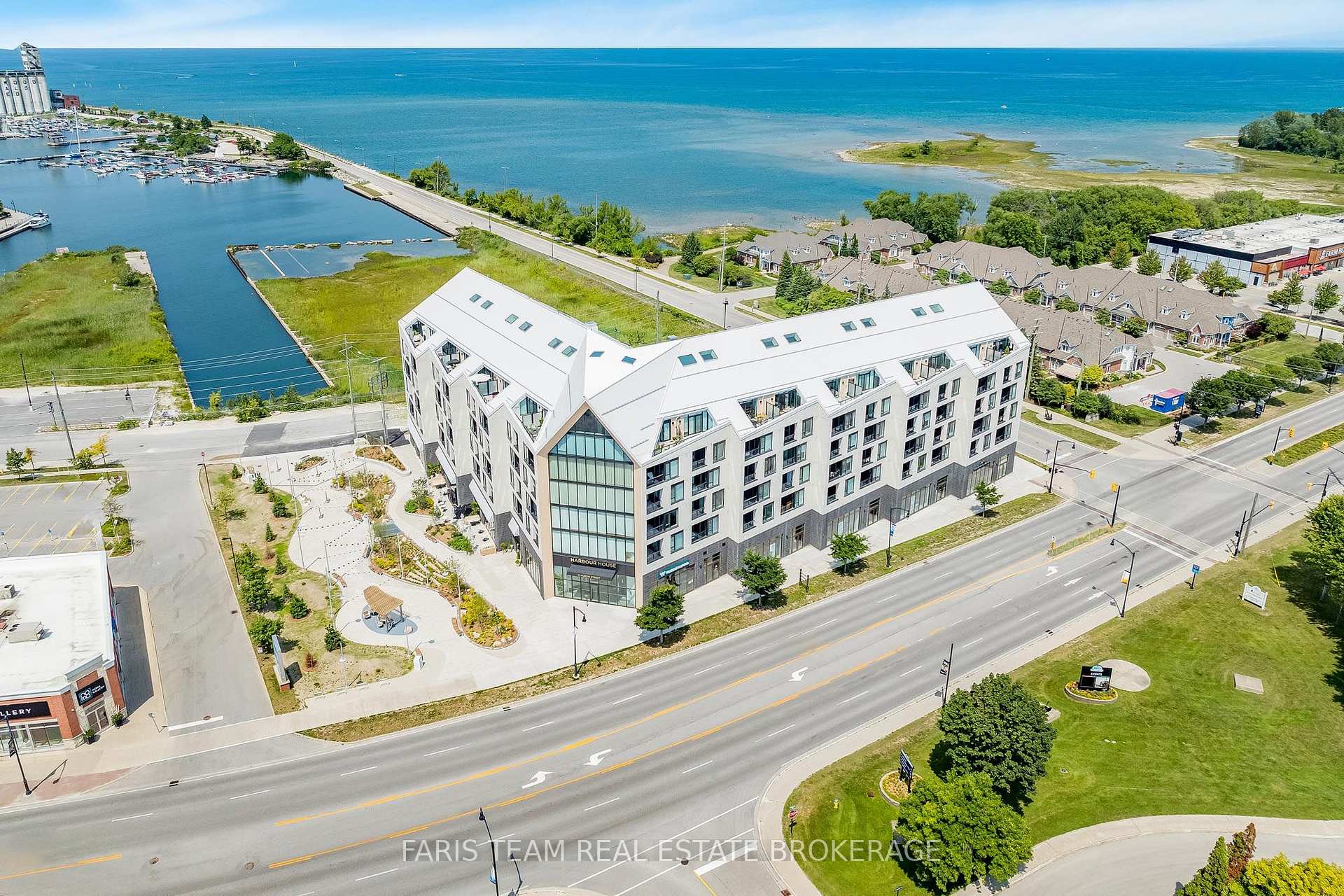 Photo 7 of Unit 216, 31 Huron Street, Collingwood — HOMEH
