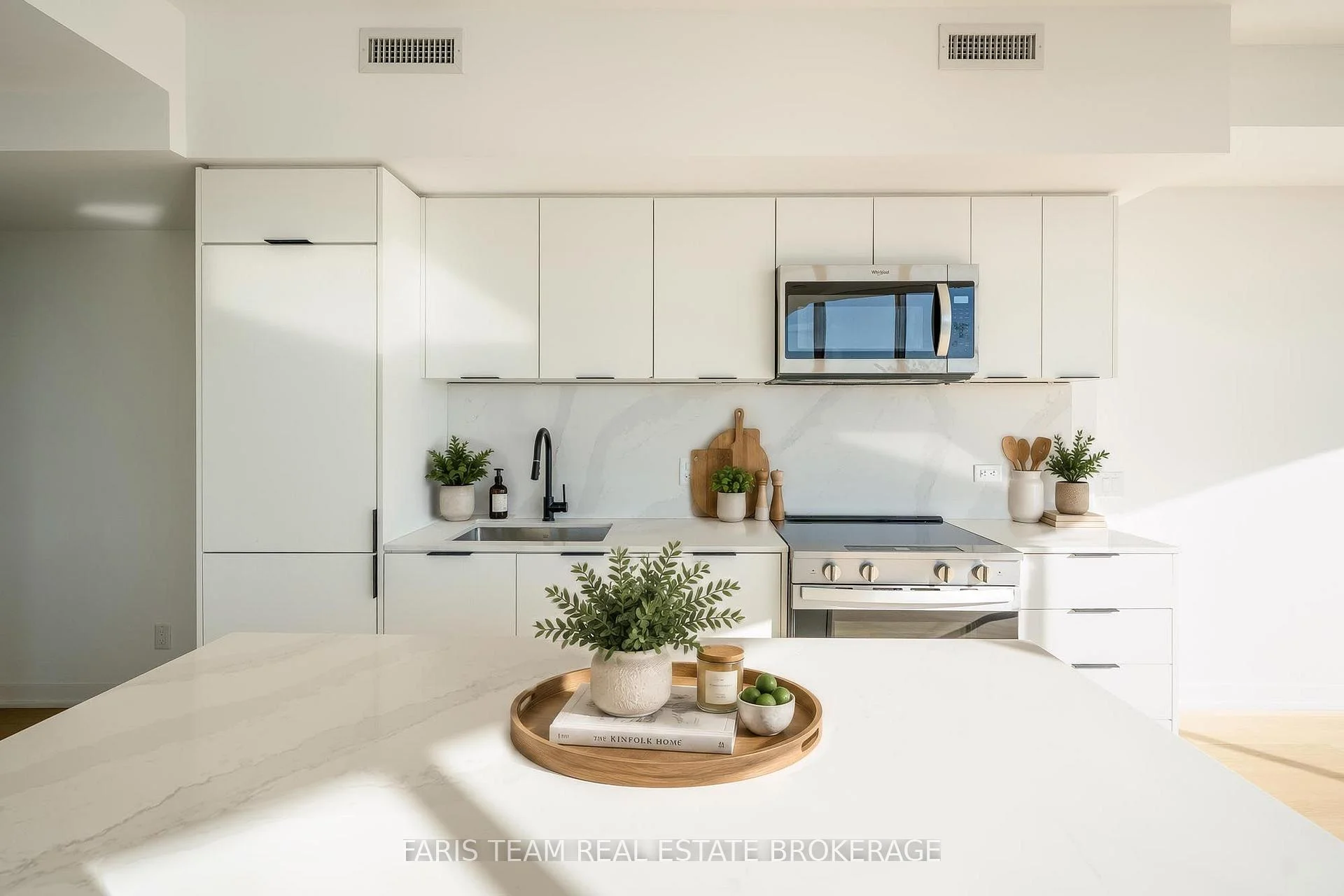 Photo 18 of Unit 216, 31 Huron Street, Collingwood — HOMEH