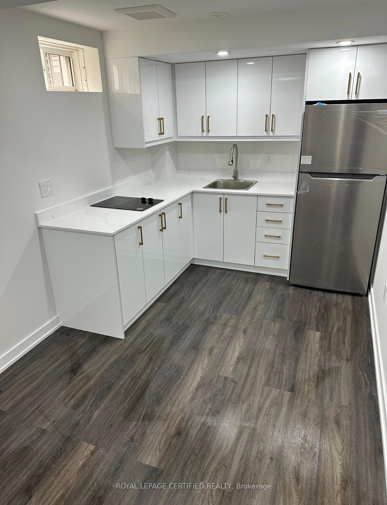 Photo 2 of Unit Bsmnt, 1334 Kobzar Drive, Oakville, Northwest — HOMEH