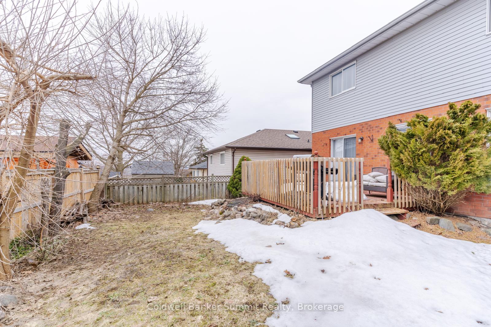 Photo 4 of 359 Leacock Drive, Barrie, Letitia Heights — HOMEH