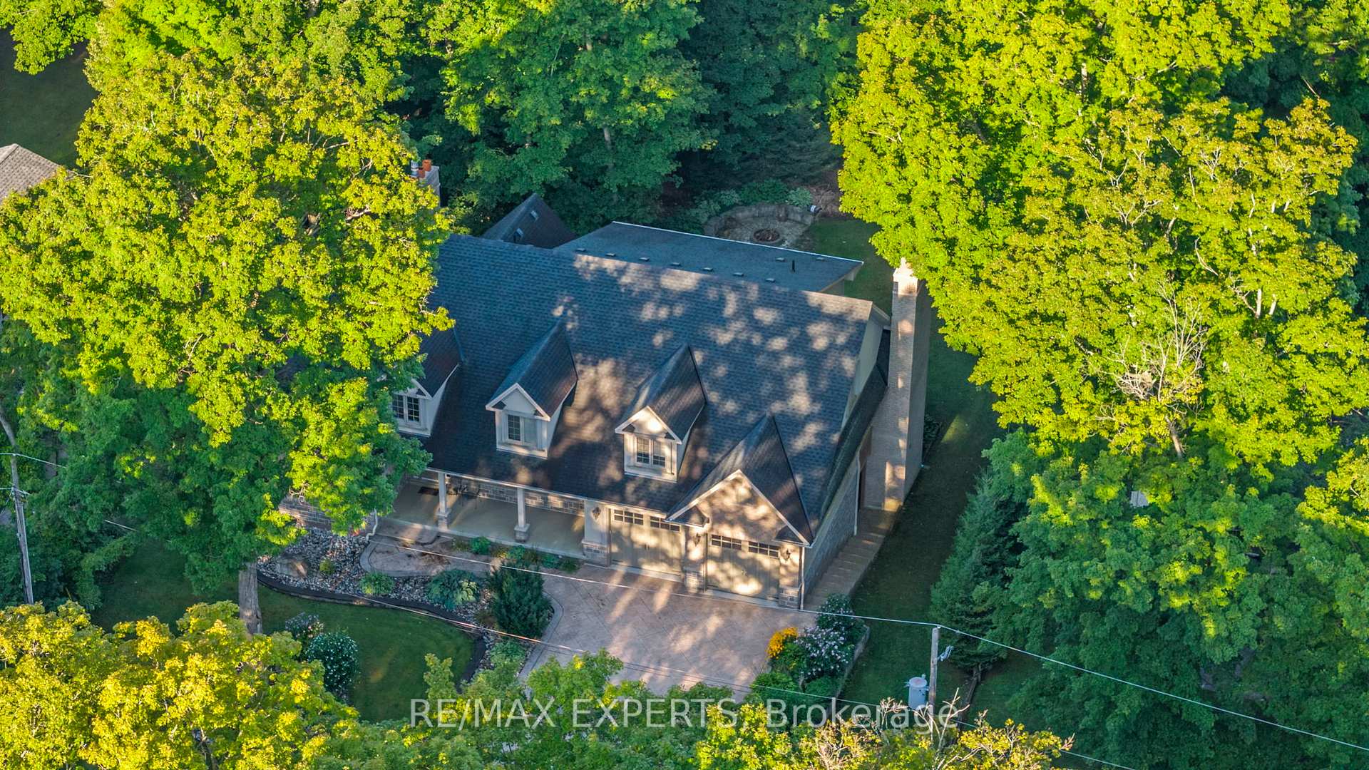 Photo 4 of 431 Manley Crescent, South Bruce Peninsula — HOMEH