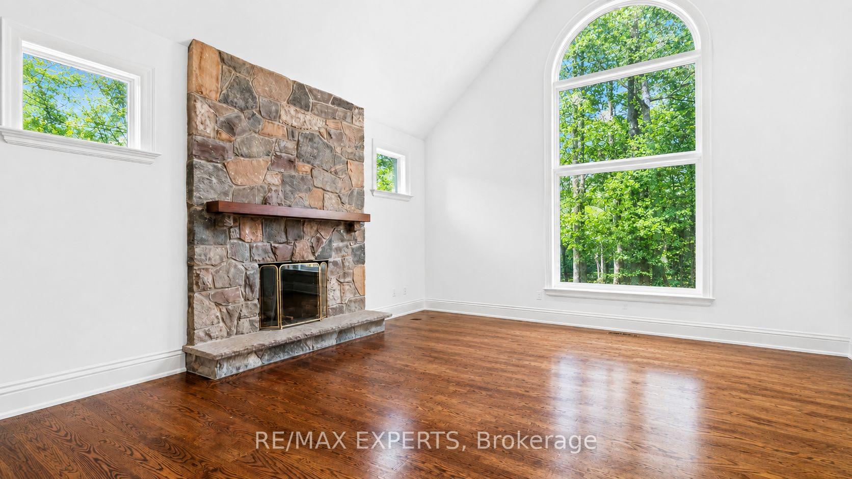 Photo 13 of 431 Manley Crescent, South Bruce Peninsula — HOMEH