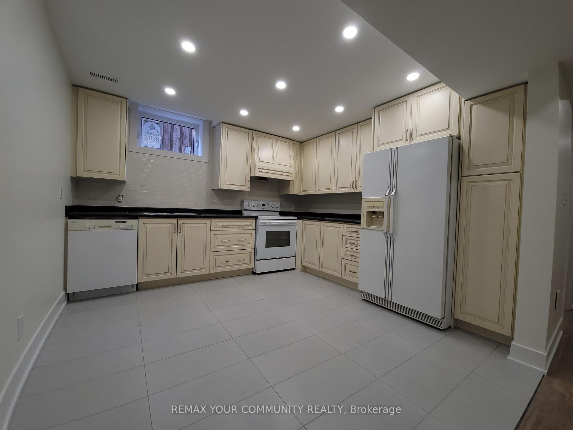 Photo 11 of Unit Basement, 171 Dolores Crescent, Vaughan, Elder Mills — HOMEH