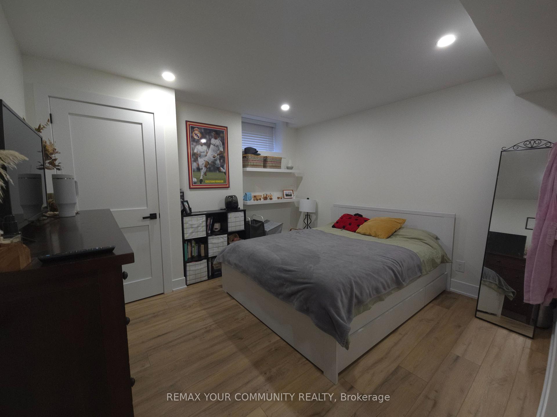 Photo 14 of Unit Basement, 171 Dolores Crescent, Vaughan, Elder Mills — HOMEH