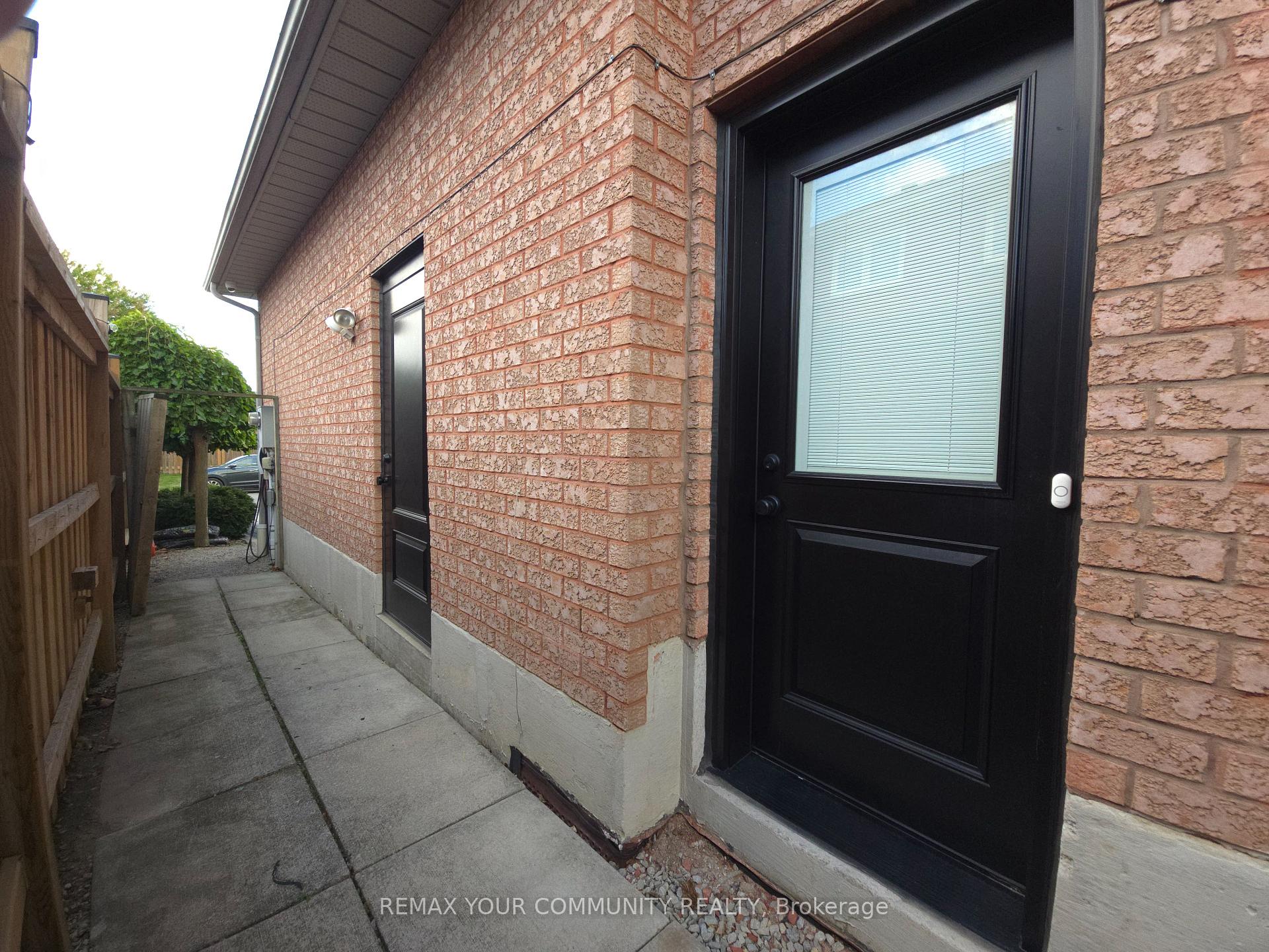 Photo 23 of Unit Basement, 171 Dolores Crescent, Vaughan, Elder Mills — HOMEH