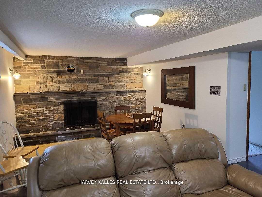 Photo 15 of 2379 Hensall Street, Mississauga, Cooksville — HOMEH