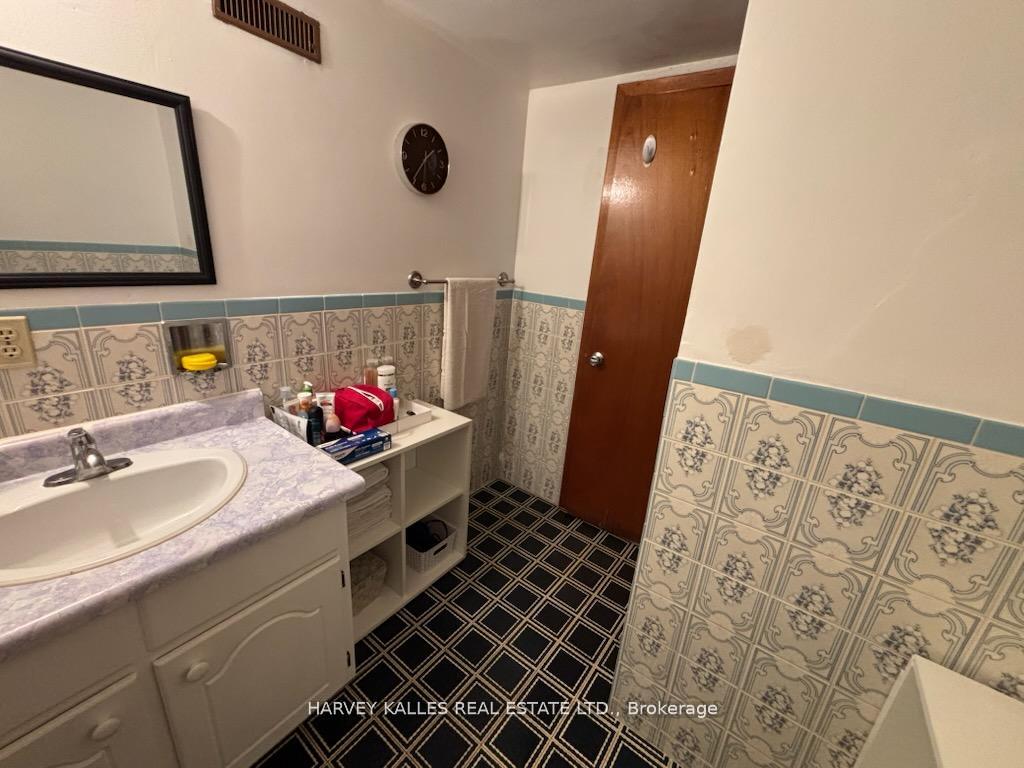 Photo 27 of 2379 Hensall Street, Mississauga, Cooksville — HOMEH