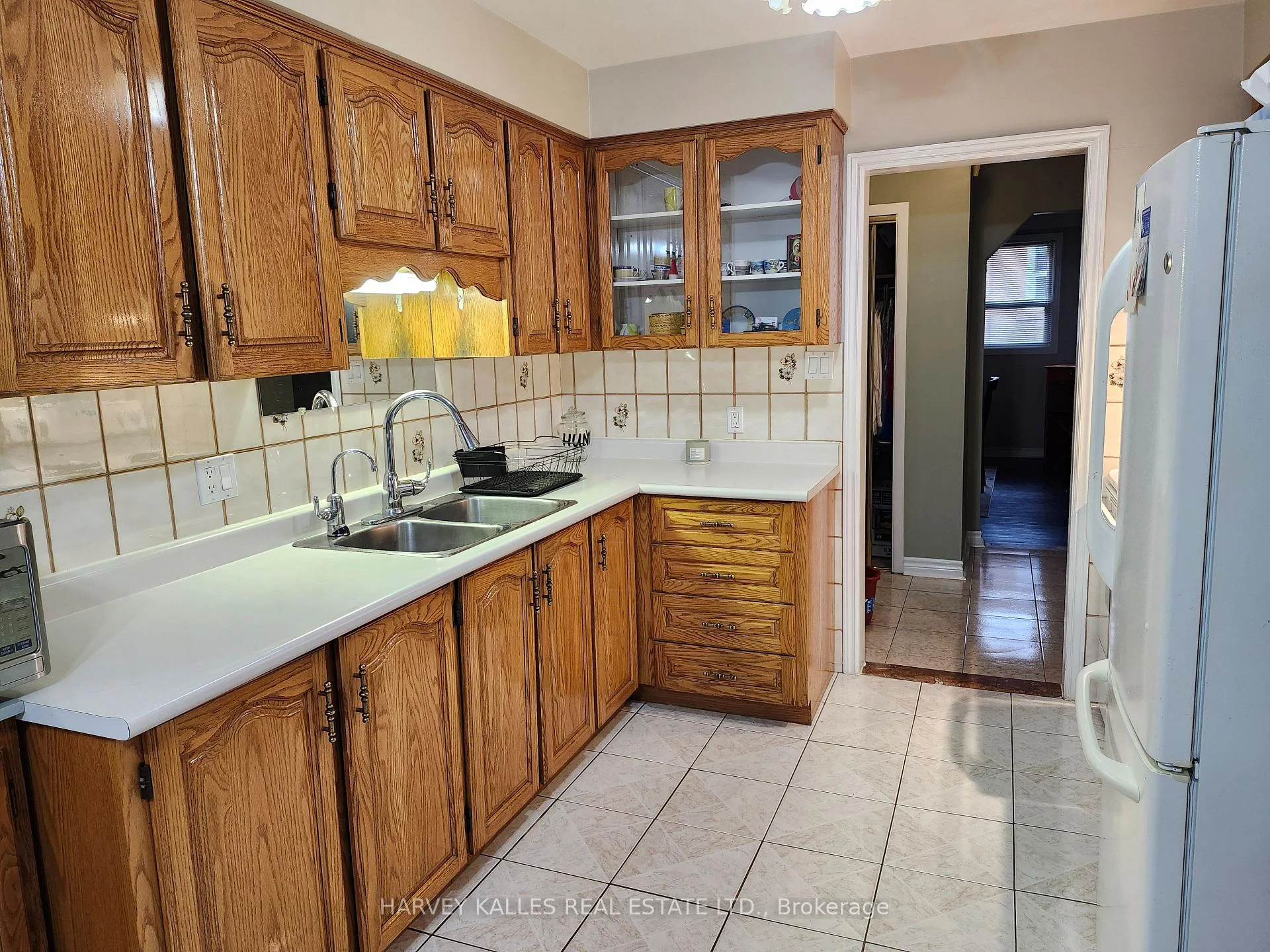 Photo 11 of 2379 Hensall Street, Mississauga, Cooksville — HOMEH