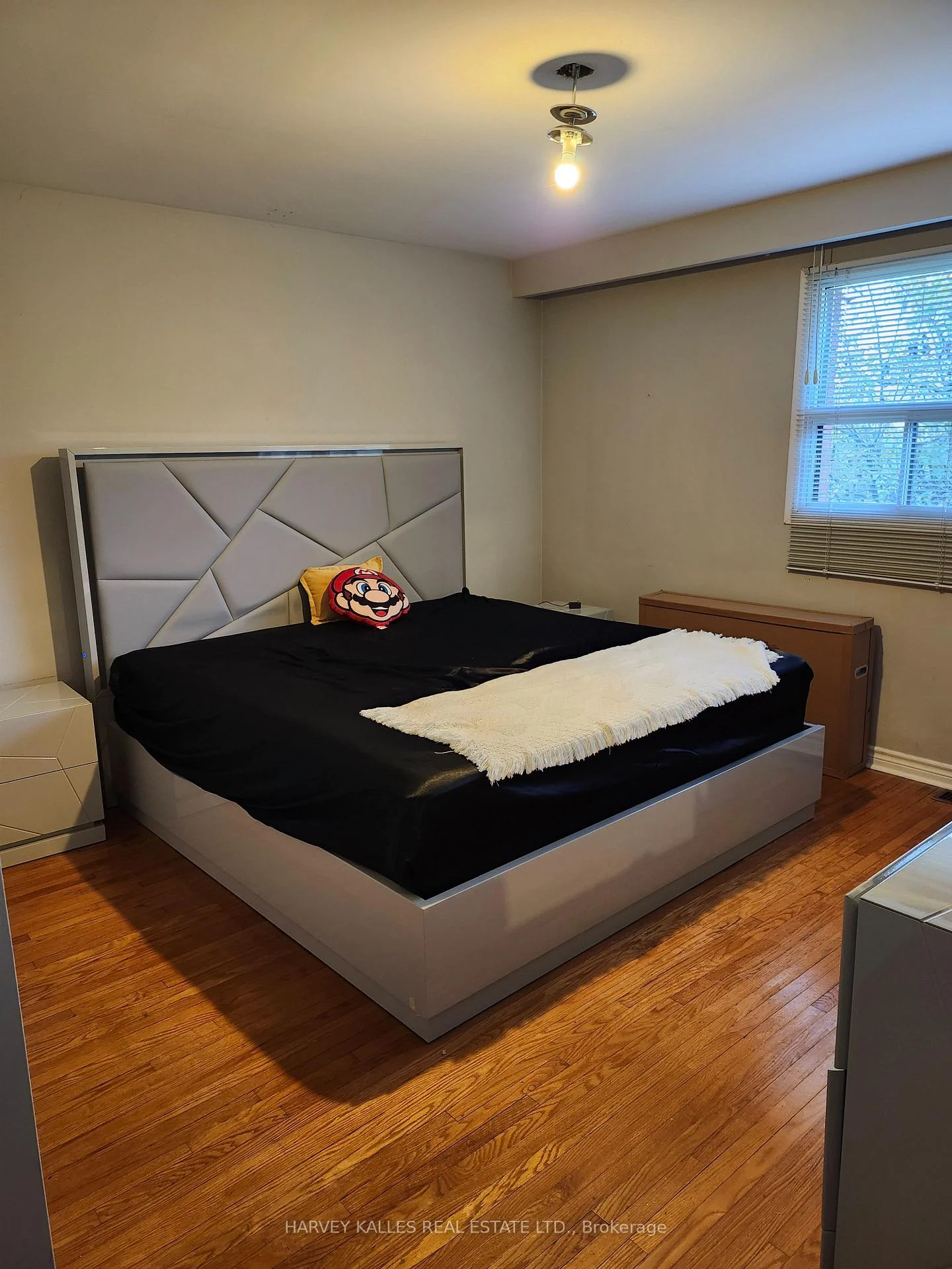 Photo 20 of 2379 Hensall Street, Mississauga, Cooksville — HOMEH