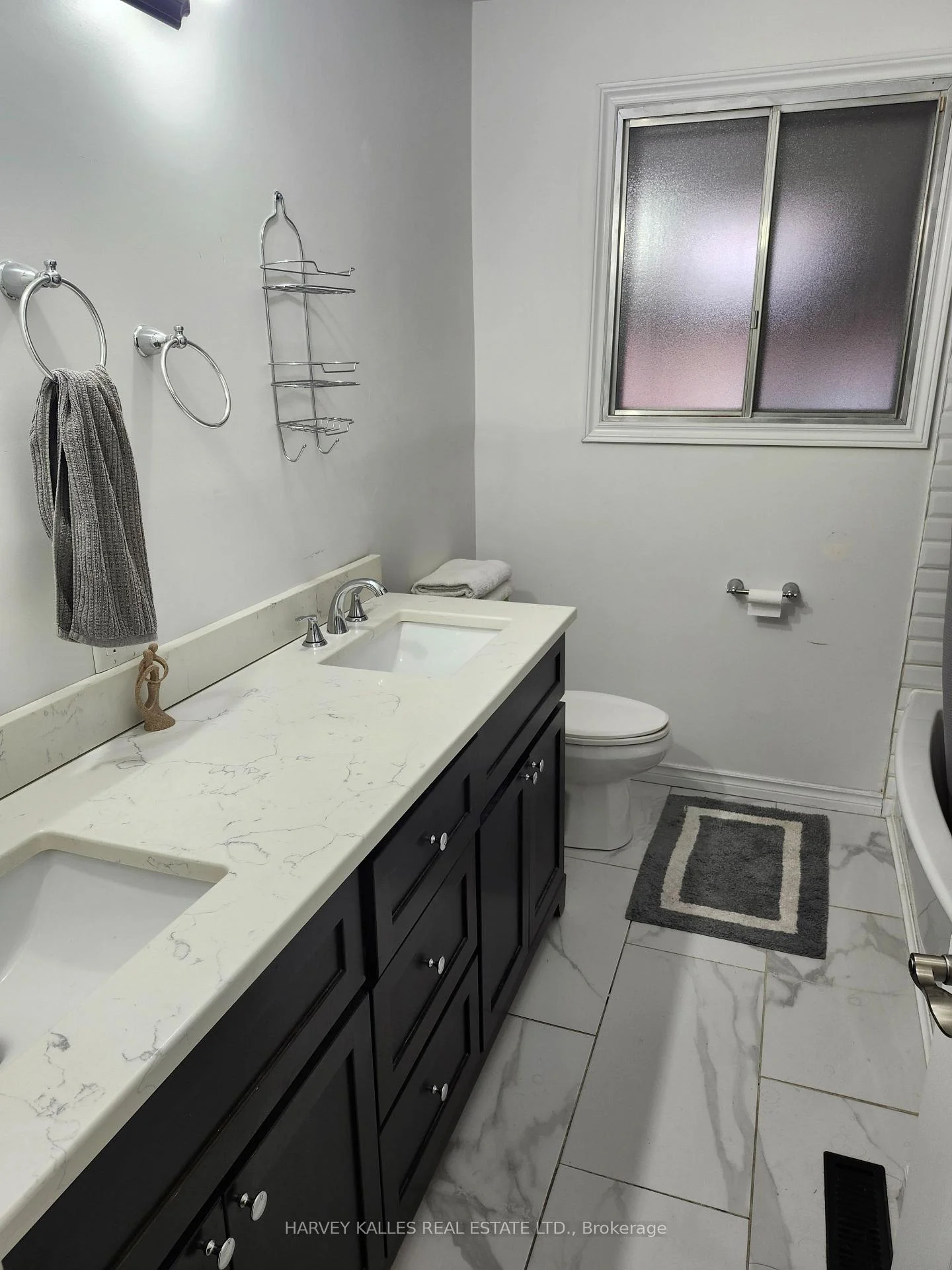 Photo 24 of 2379 Hensall Street, Mississauga, Cooksville — HOMEH