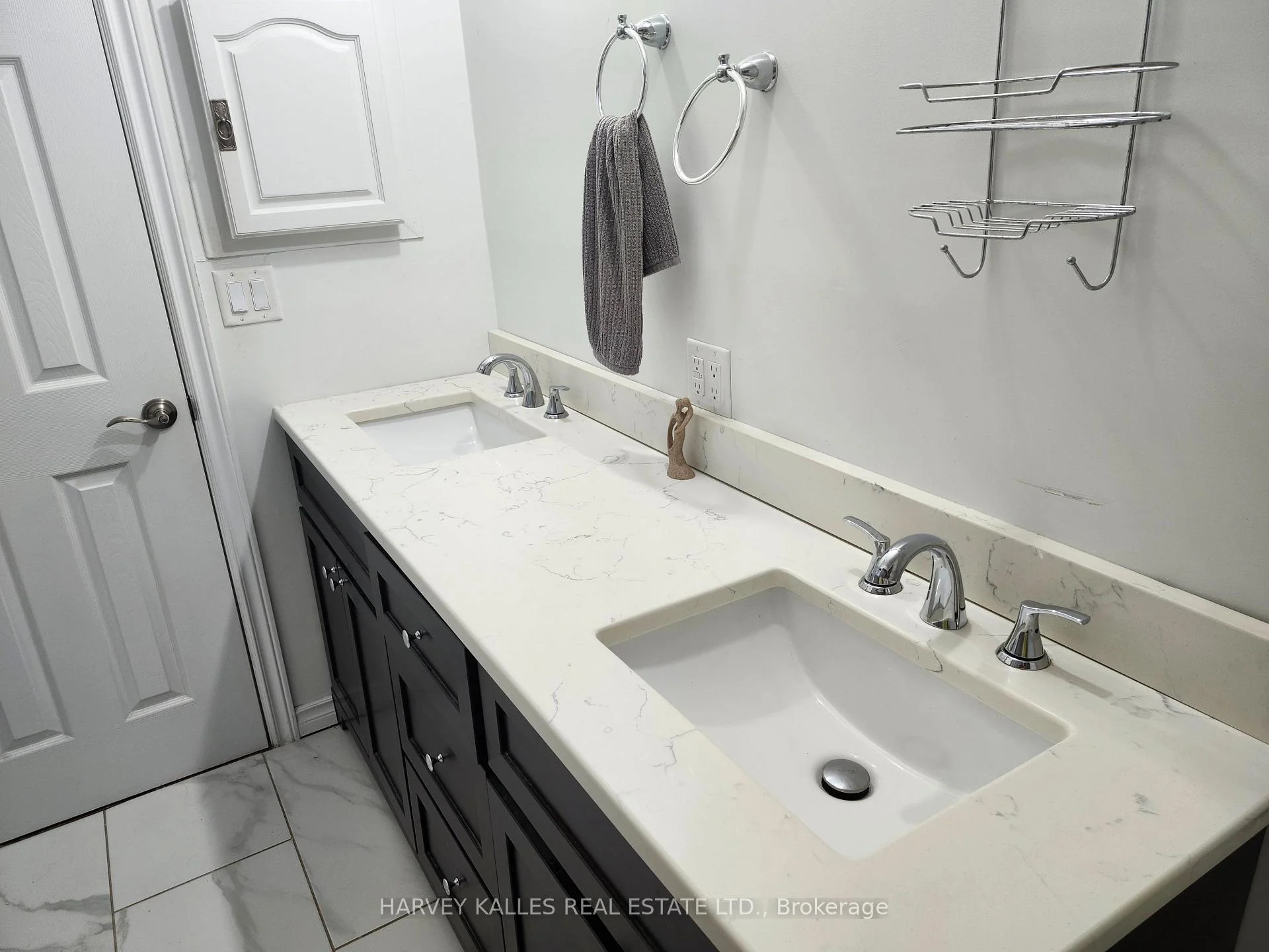 Photo 26 of 2379 Hensall Street, Mississauga, Cooksville — HOMEH