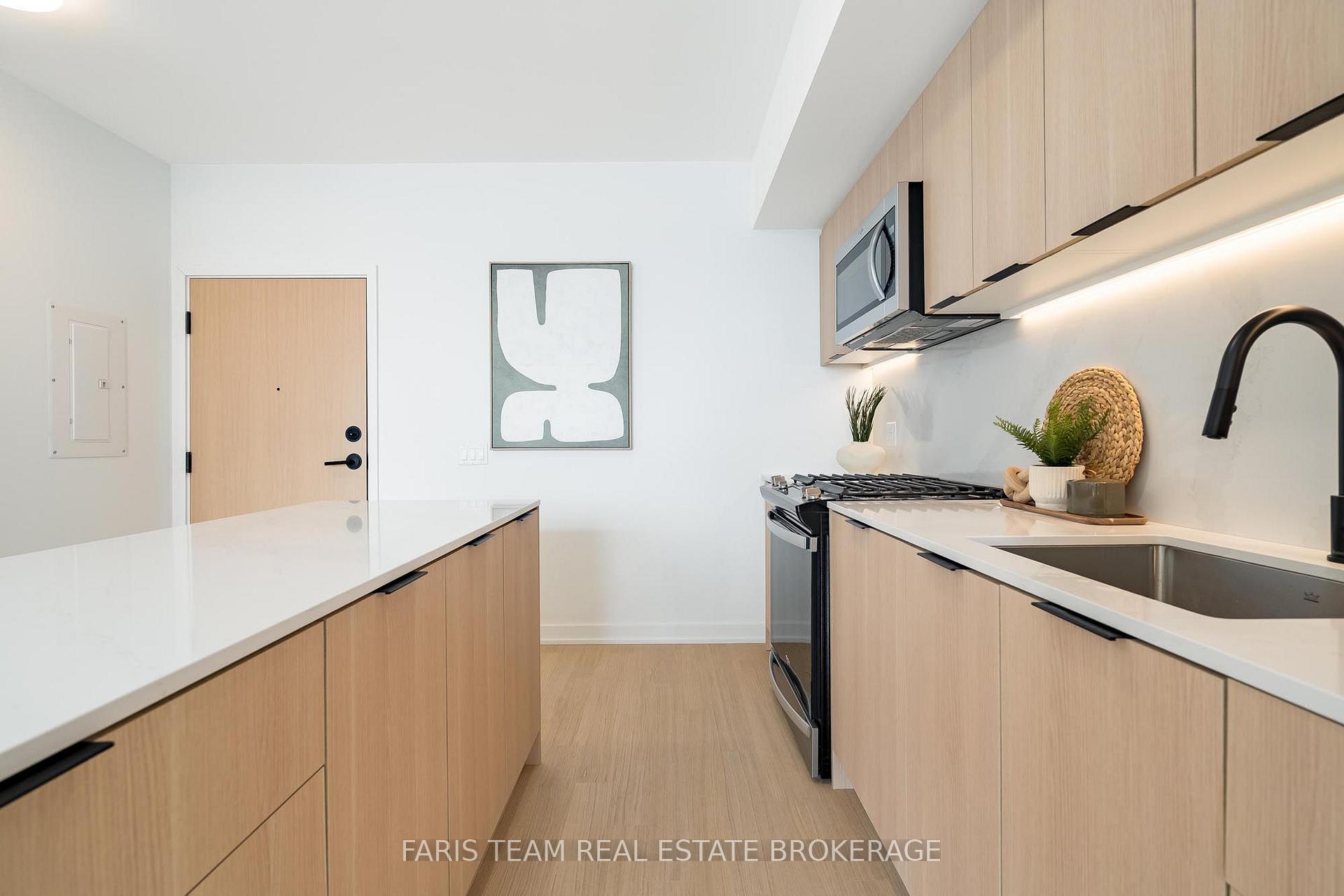 Photo 12 of Unit 611, 31 Huron Street, Collingwood — HOMEH
