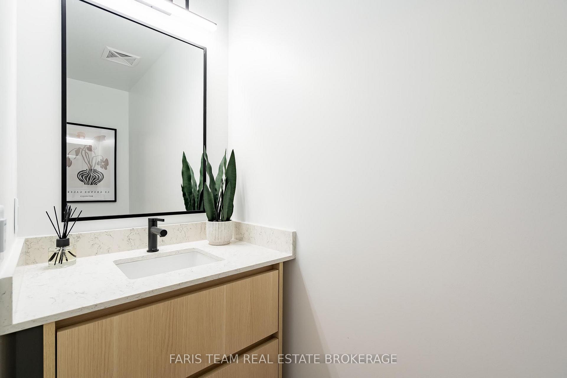 Photo 22 of Unit 611, 31 Huron Street, Collingwood — HOMEH