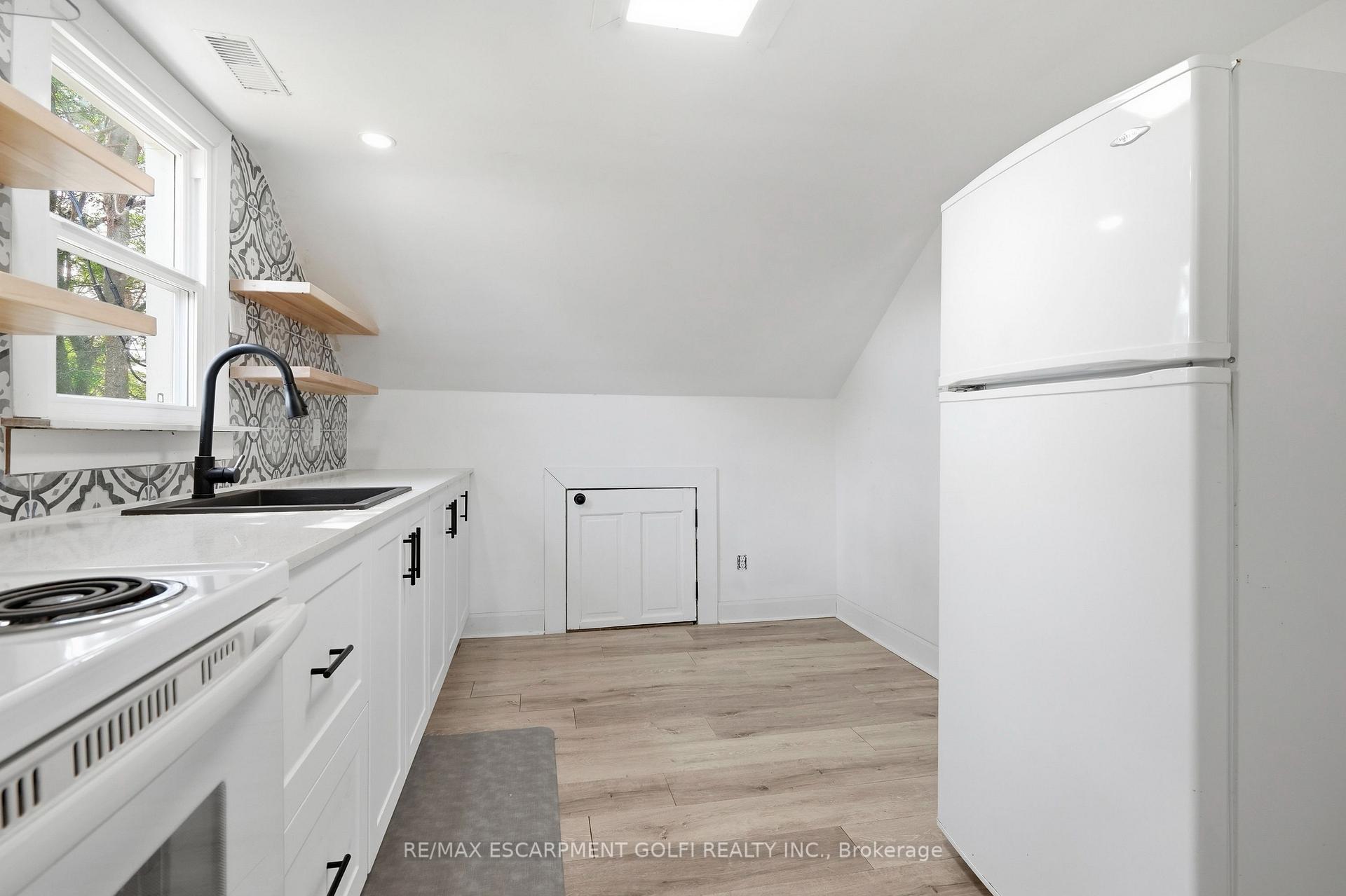 Photo 20 of 177 Pelham Road, St. Catharines, Western Hill — HOMEH