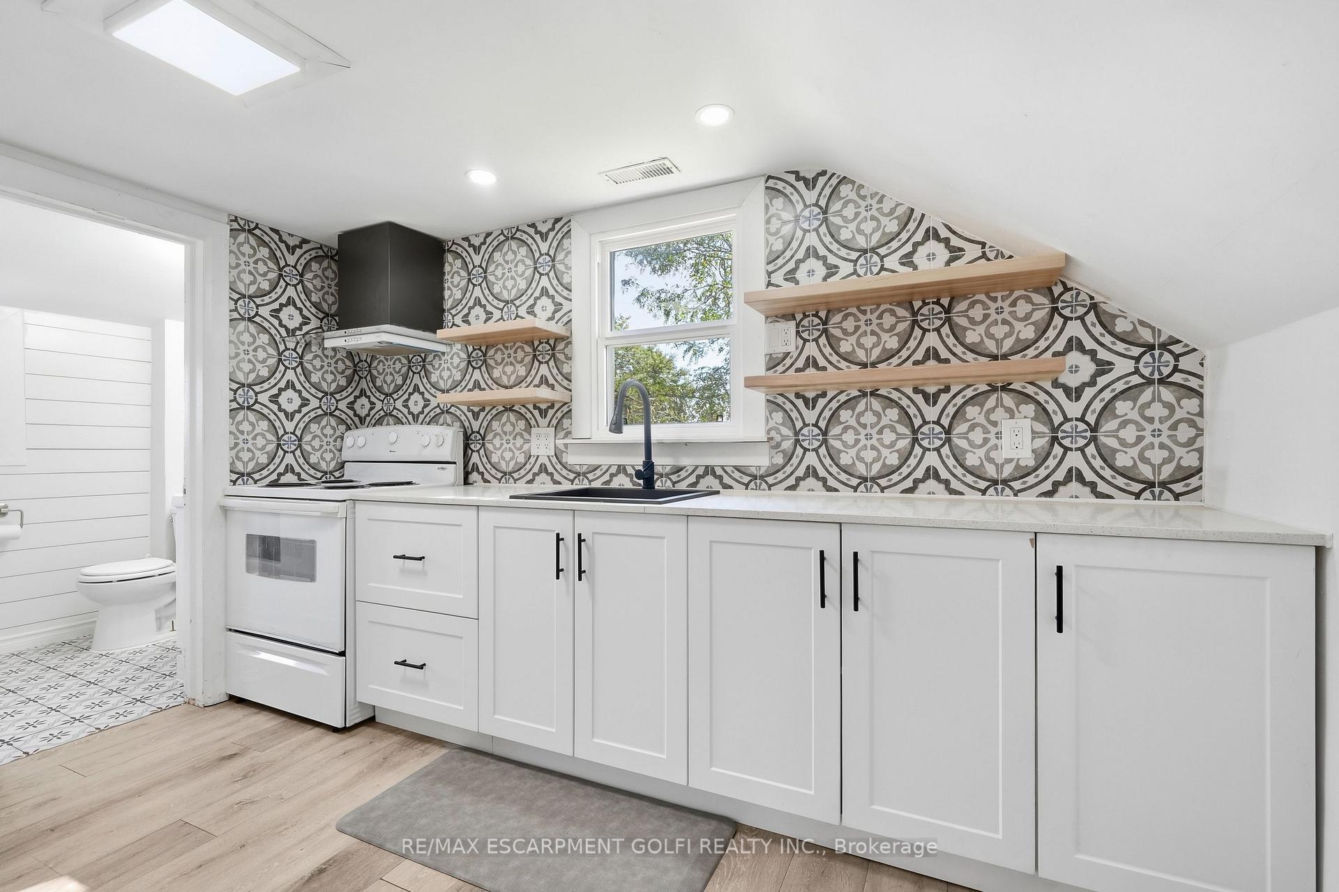 Photo 21 of 177 Pelham Road, St. Catharines, Western Hill — HOMEH