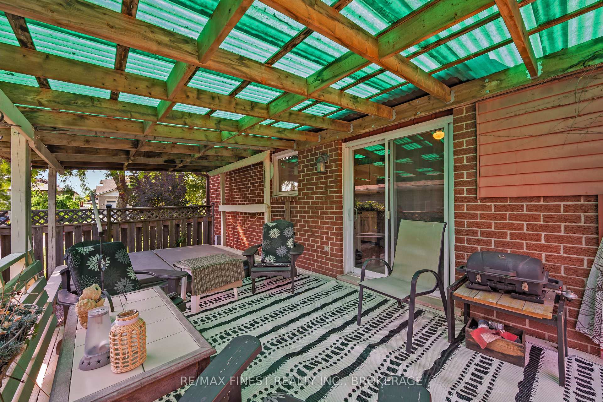 Photo 12 of 105 Grenadier Drive, Kingston, Kingston East (Incl Barret Crt) — HOMEH