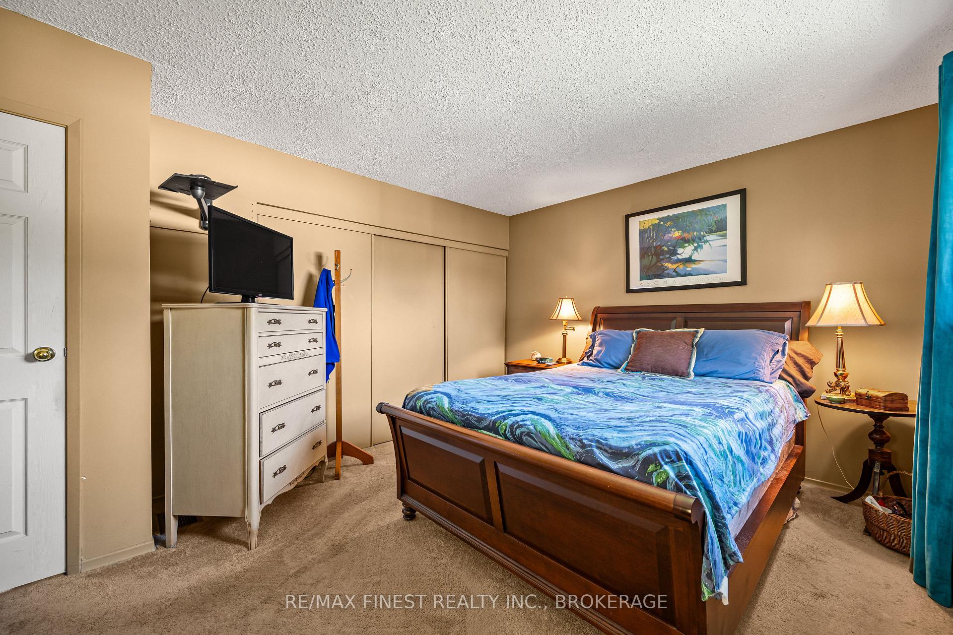 Photo 25 of 105 Grenadier Drive, Kingston, Kingston East (Incl Barret Crt) — HOMEH