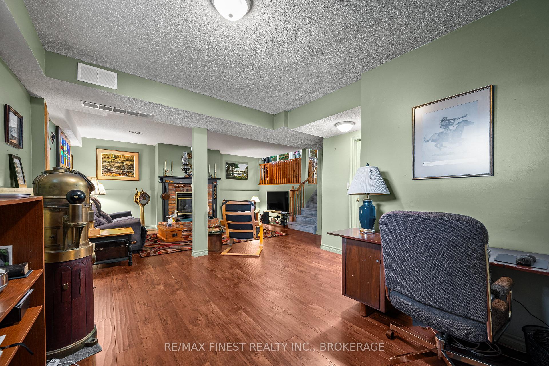 Photo 31 of 105 Grenadier Drive, Kingston, Kingston East (Incl Barret Crt) — HOMEH