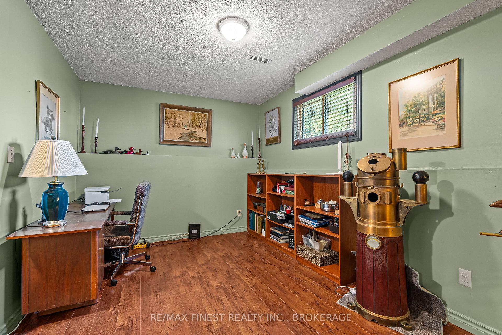 Photo 32 of 105 Grenadier Drive, Kingston, Kingston East (Incl Barret Crt) — HOMEH