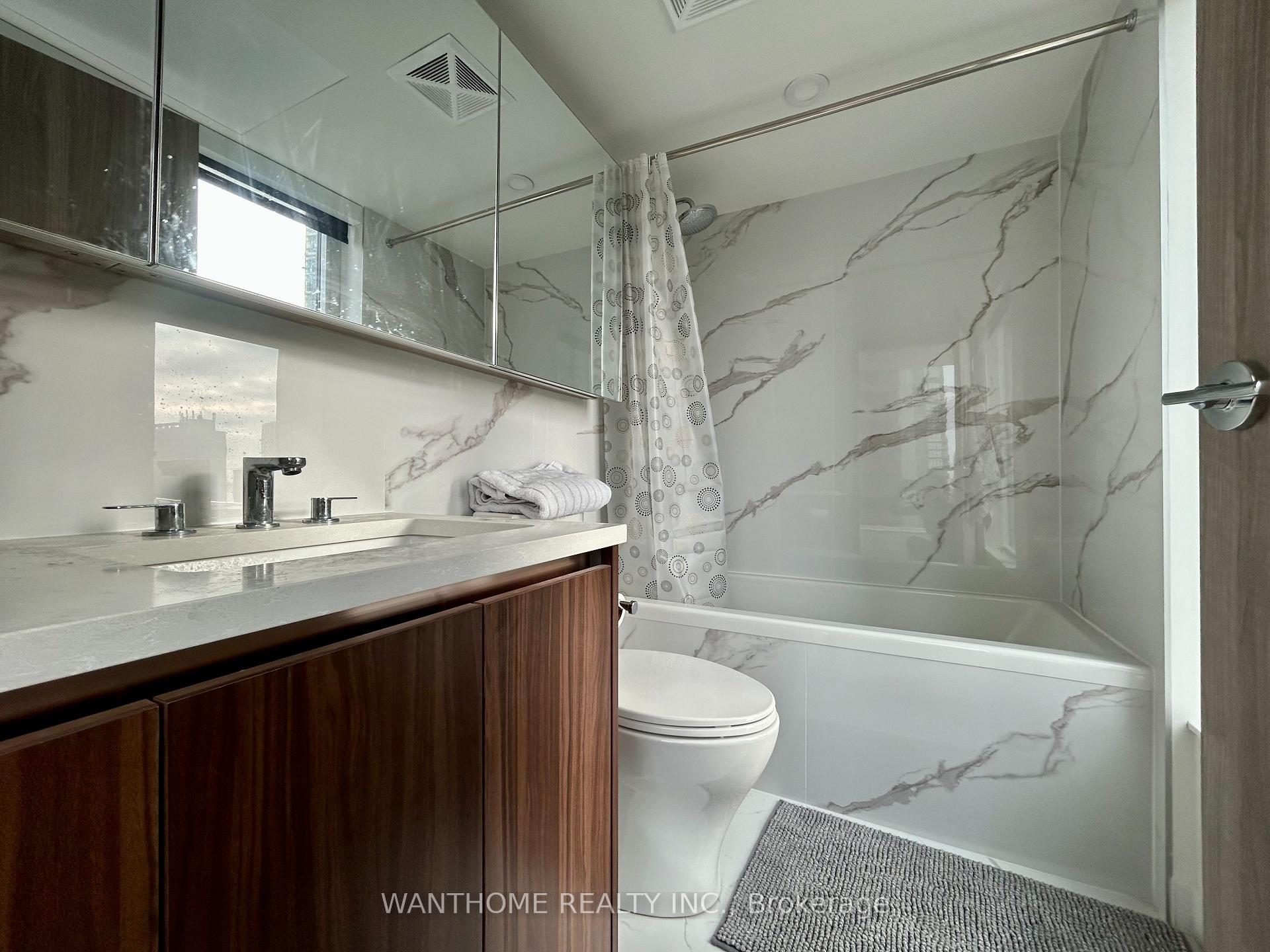 Photo 43 of Unit 921, 3 Concord Cityplace Way, Toronto, Waterfront Communities — HOMEH