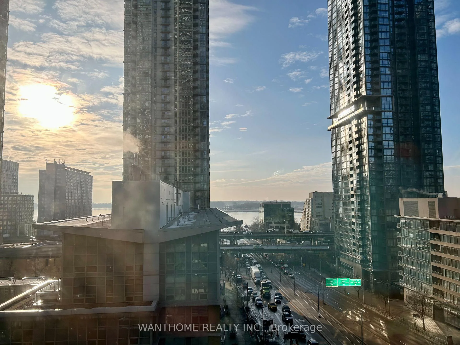 Photo 10 of Unit 921, 3 Concord Cityplace Way, Toronto, Waterfront Communities — HOMEH