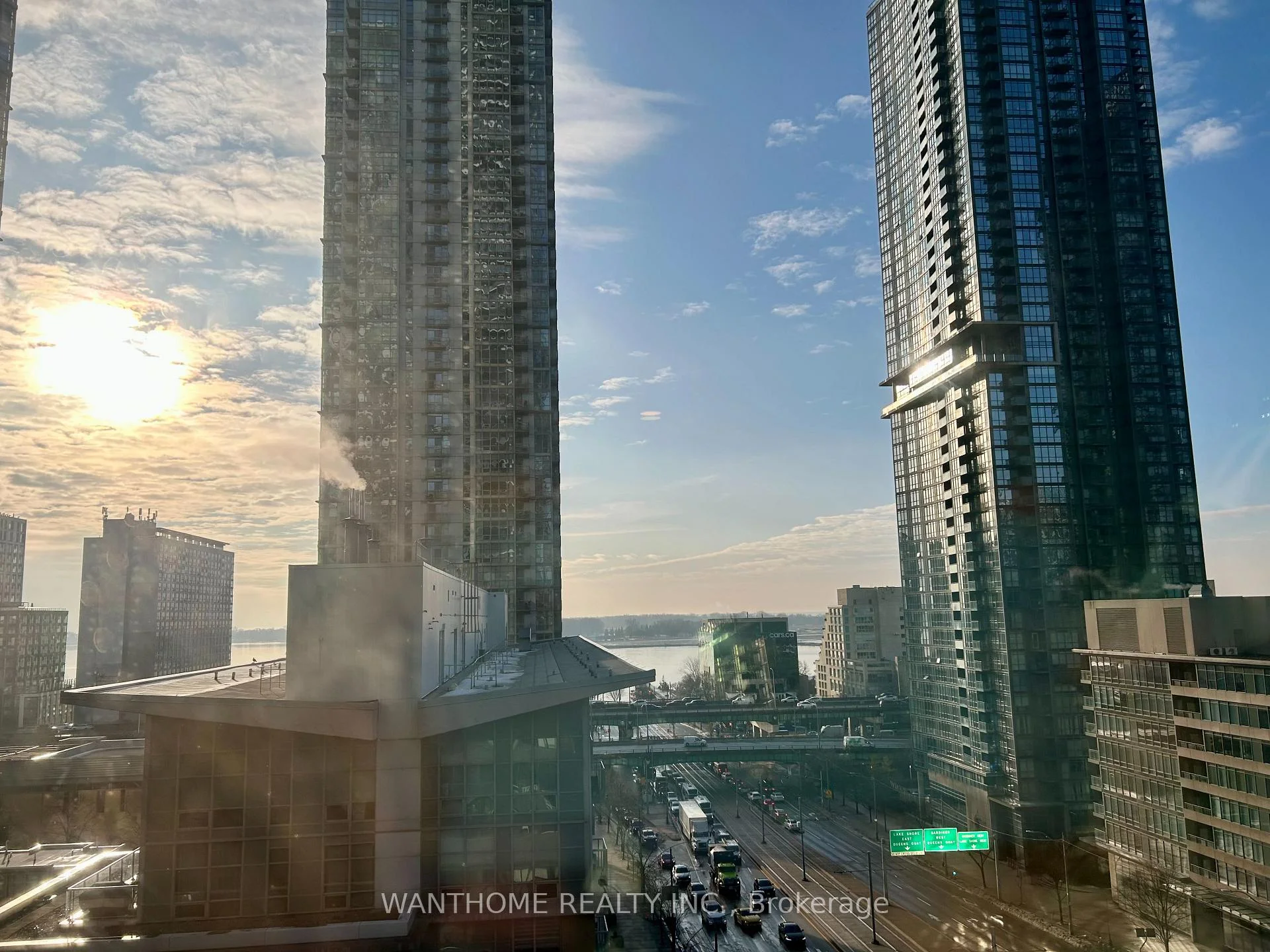 Photo 11 of Unit 921, 3 Concord Cityplace Way, Toronto, Waterfront Communities — HOMEH