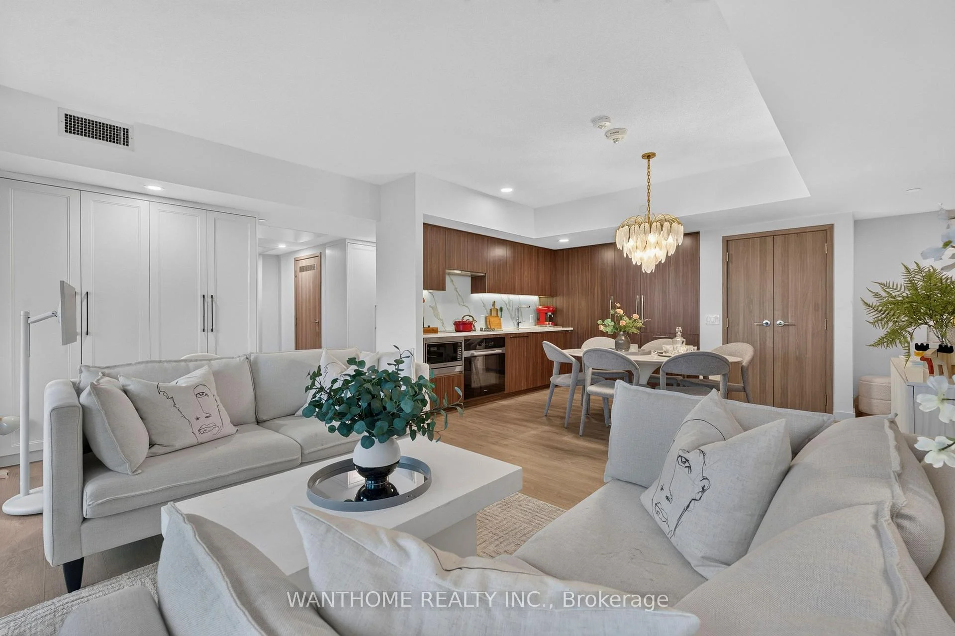 Photo 48 of Unit 921, 3 Concord Cityplace Way, Toronto, Waterfront Communities — HOMEH