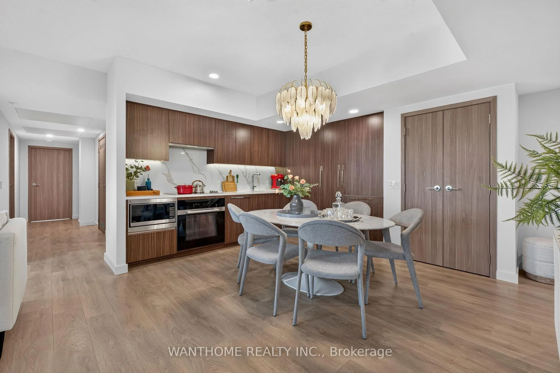 Photo 54 of Unit 921, 3 Concord Cityplace Way, Toronto, Waterfront Communities — HOMEH