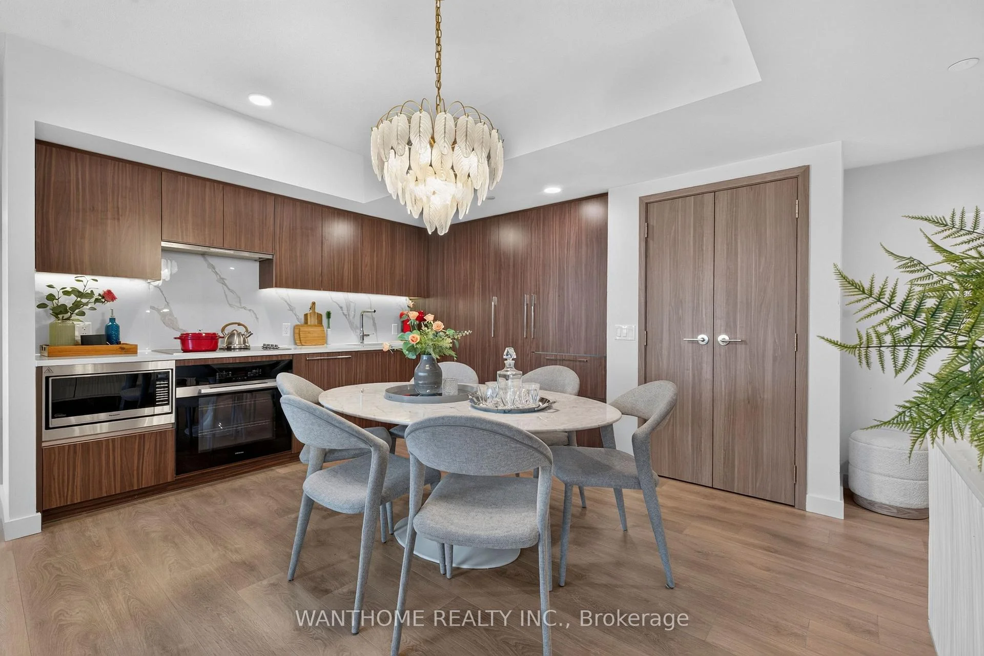 Photo 55 of Unit 921, 3 Concord Cityplace Way, Toronto, Waterfront Communities — HOMEH