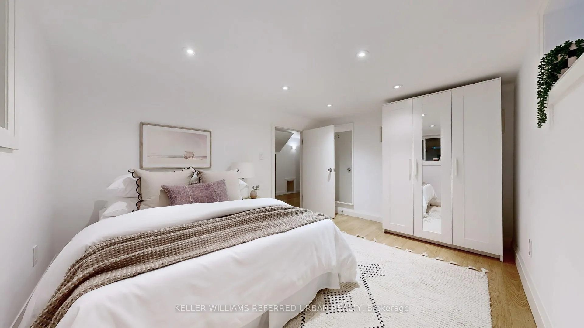 Photo 28 of 168 Wolverleigh Boulevard, Toronto, Danforth — HOMEH