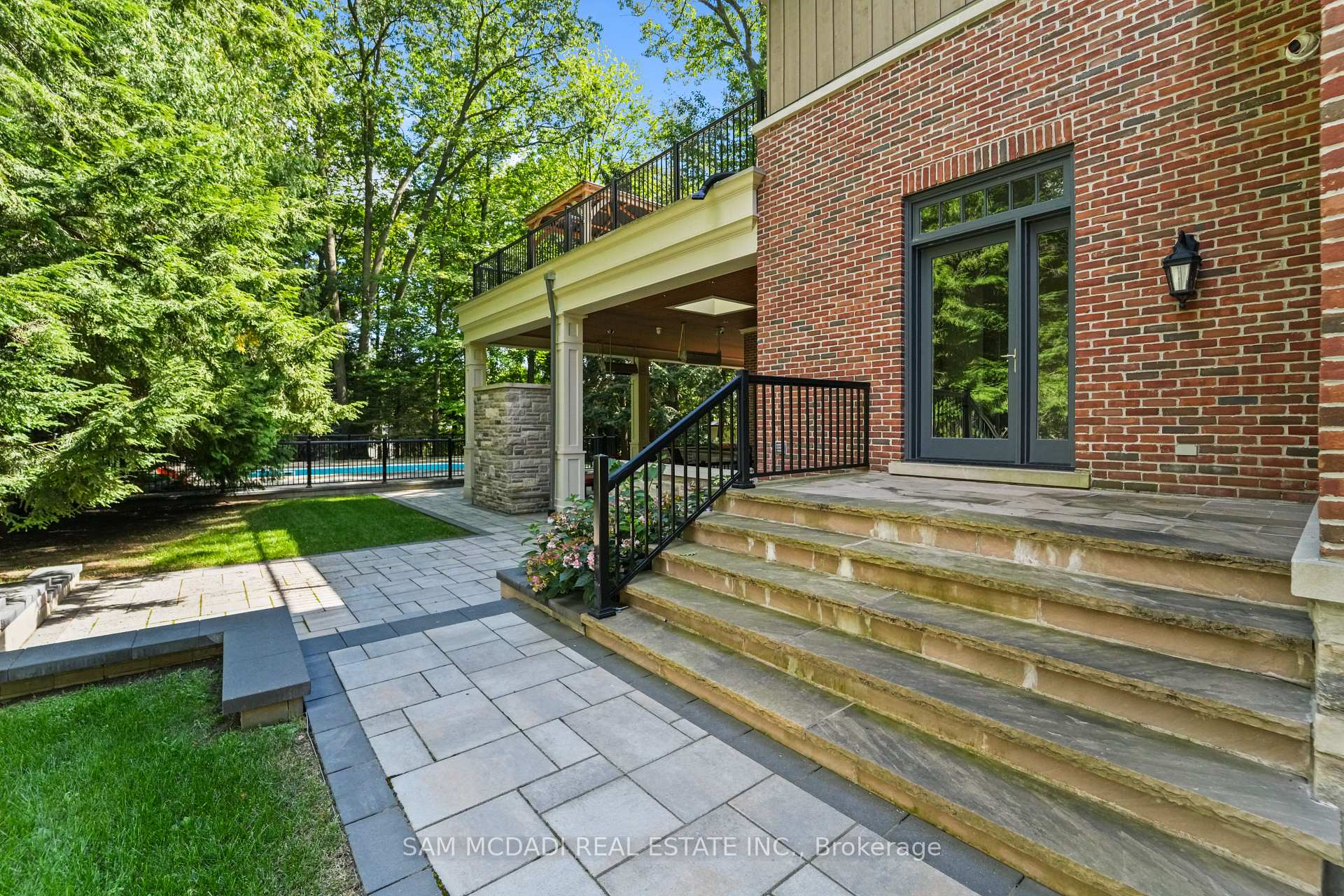 Photo 37 of 1578 Spring Road, Mississauga, Lorne Park — HOMEH