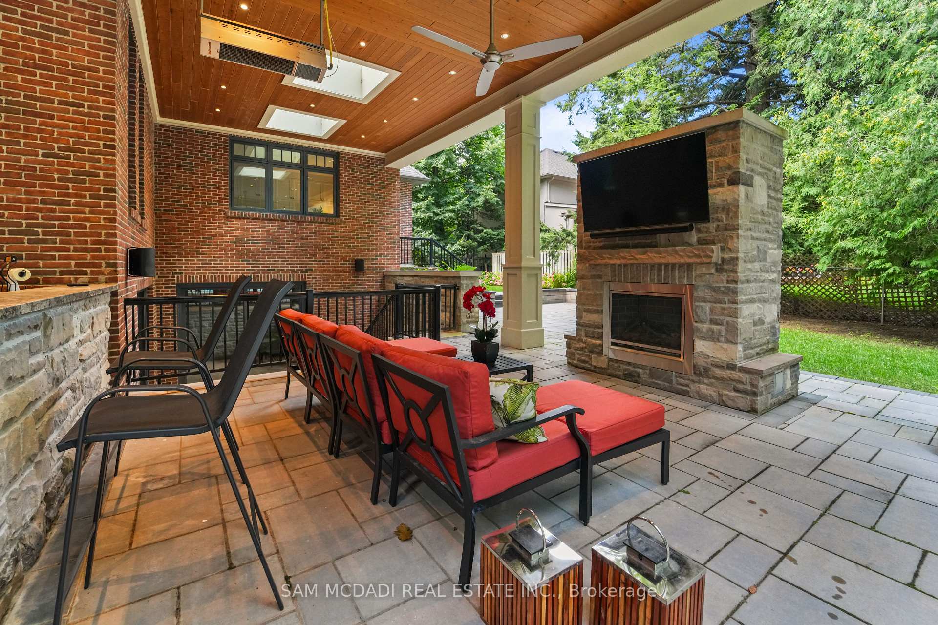 Photo 40 of 1578 Spring Road, Mississauga, Lorne Park — HOMEH