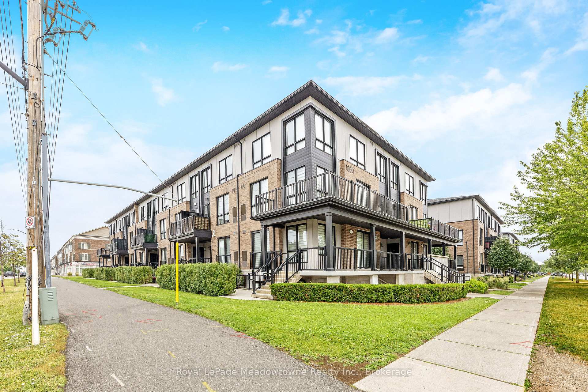 Photo 3 of Unit 113, 1200 Main Street E, Milton, Dempsey — HOMEH