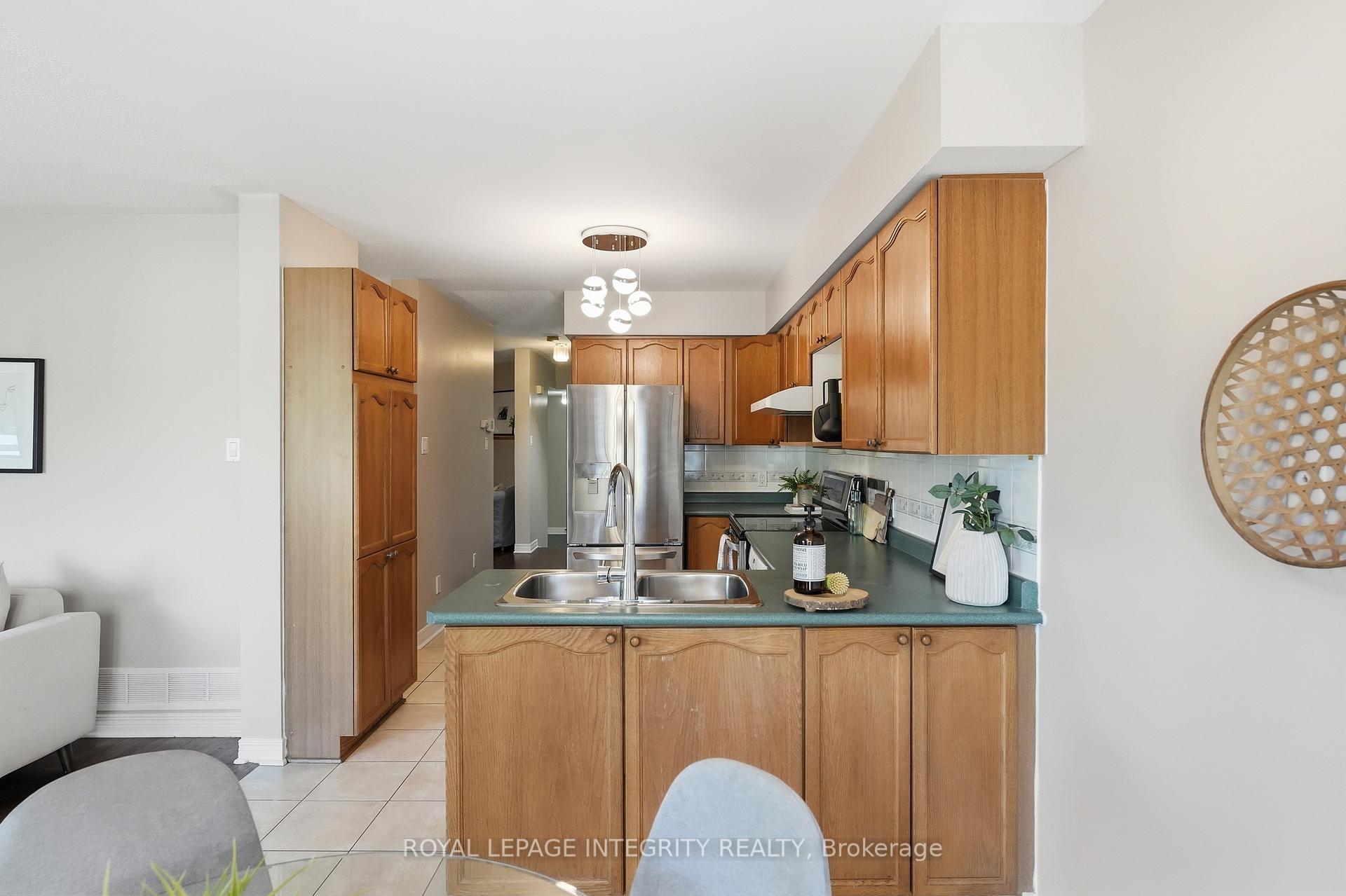 Photo 14 of 15 Halkirk Avenue, Ottawa, Kanata - Glencairn/Hazeldean — HOMEH