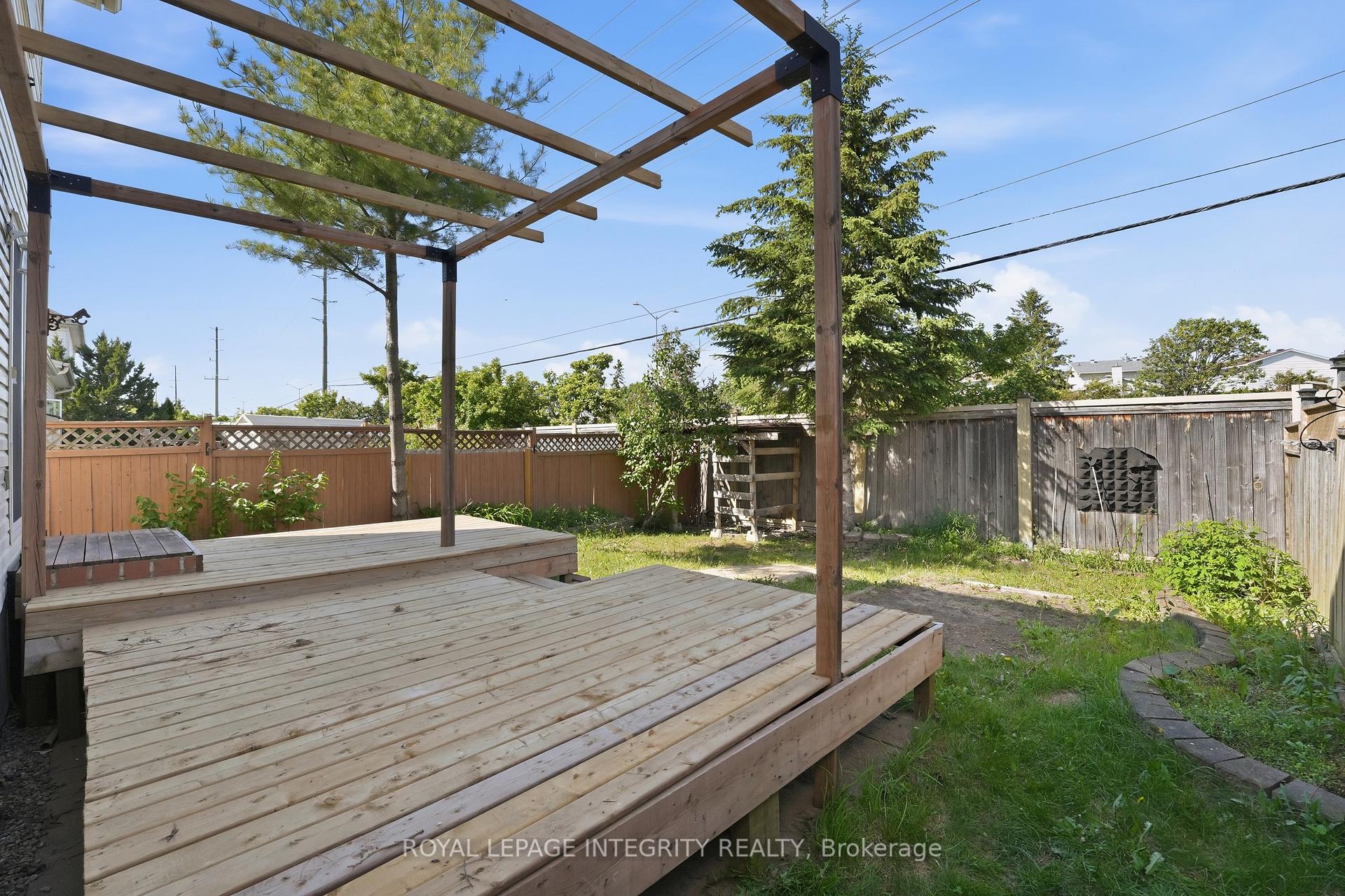 Photo 32 of 15 Halkirk Avenue, Ottawa, Kanata - Glencairn/Hazeldean — HOMEH