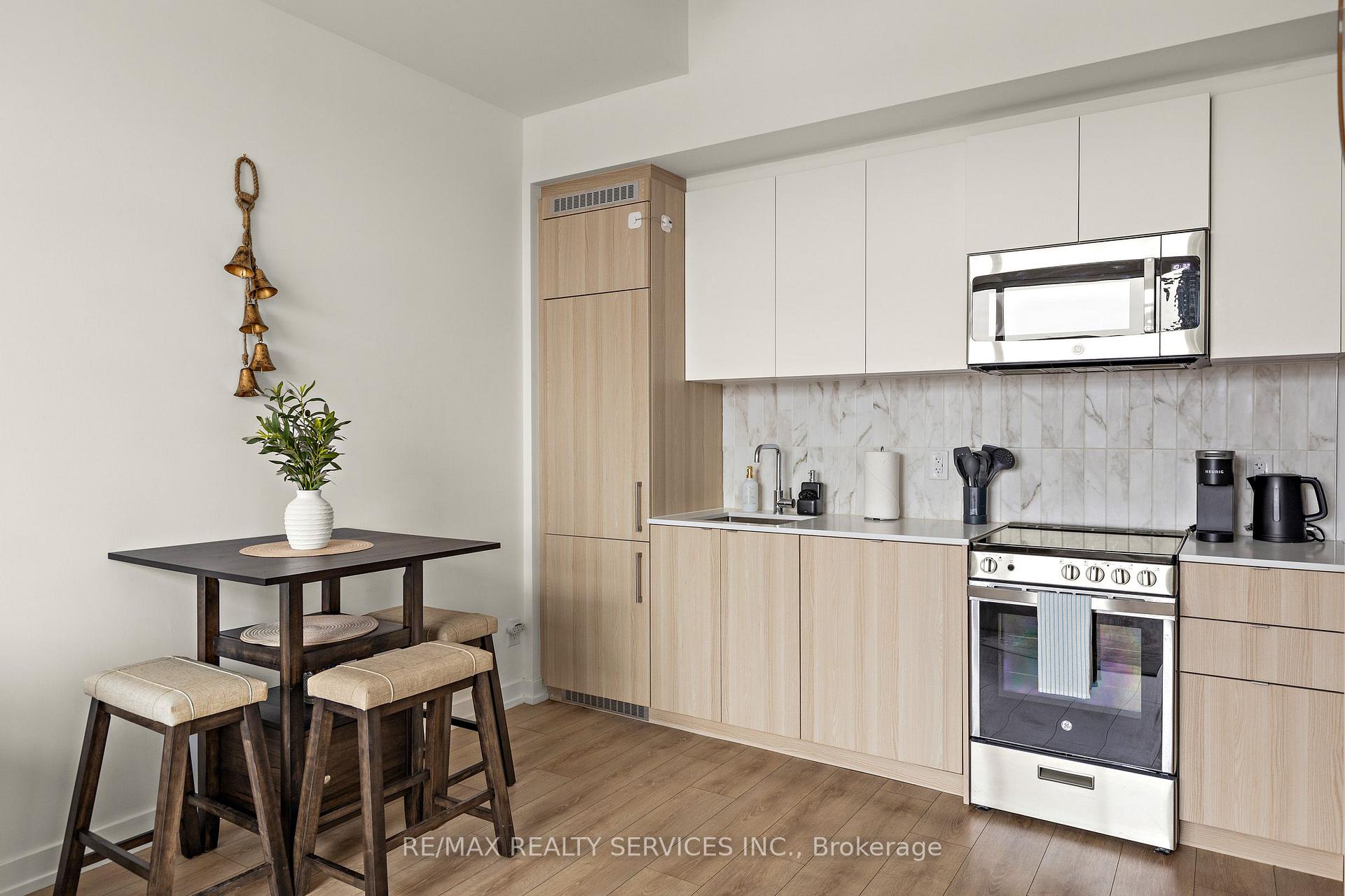 Photo 18 of Unit 708, 500 Dupont Street, Toronto, The Annex — HOMEH