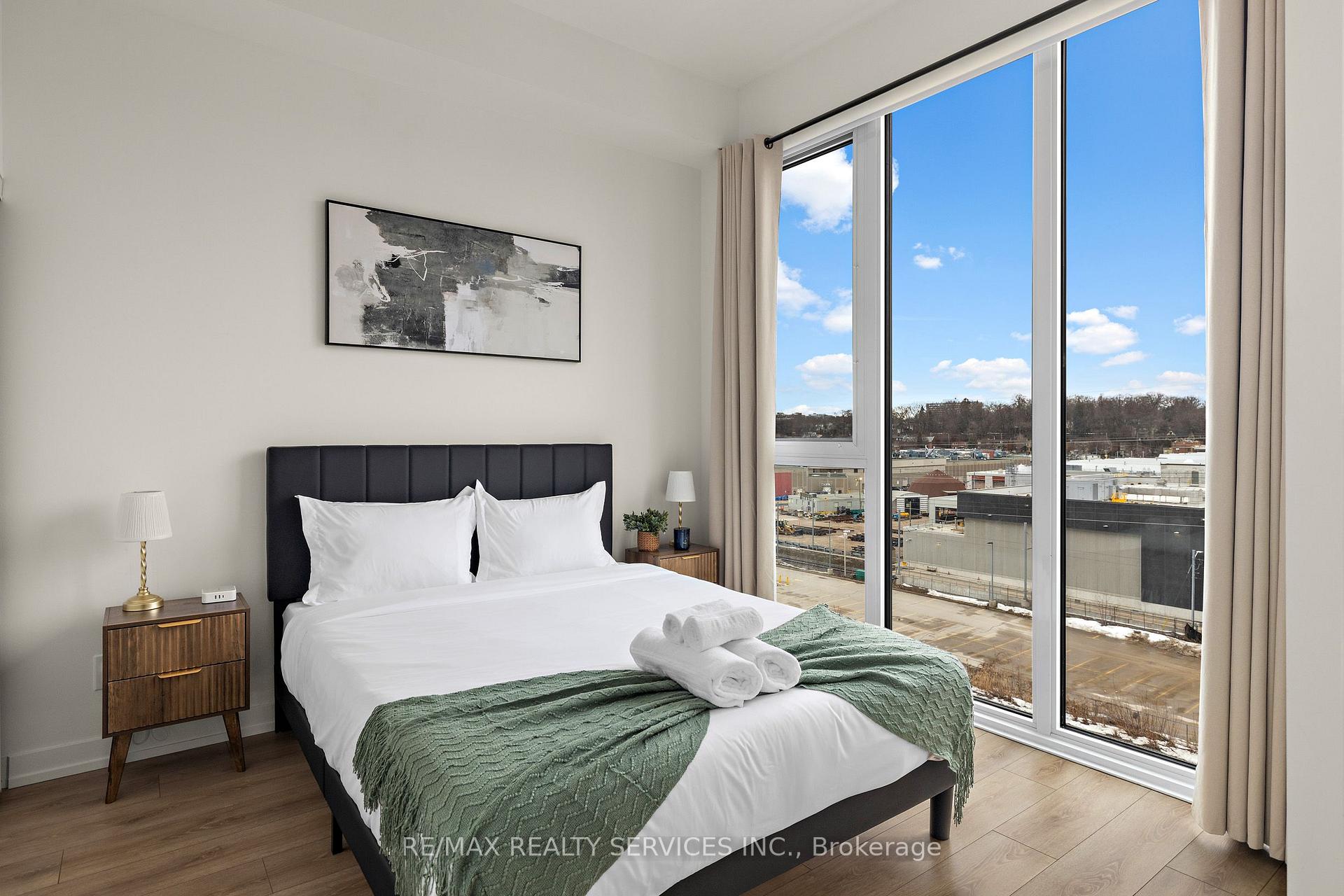 Photo 26 of Unit 708, 500 Dupont Street, Toronto, The Annex — HOMEH
