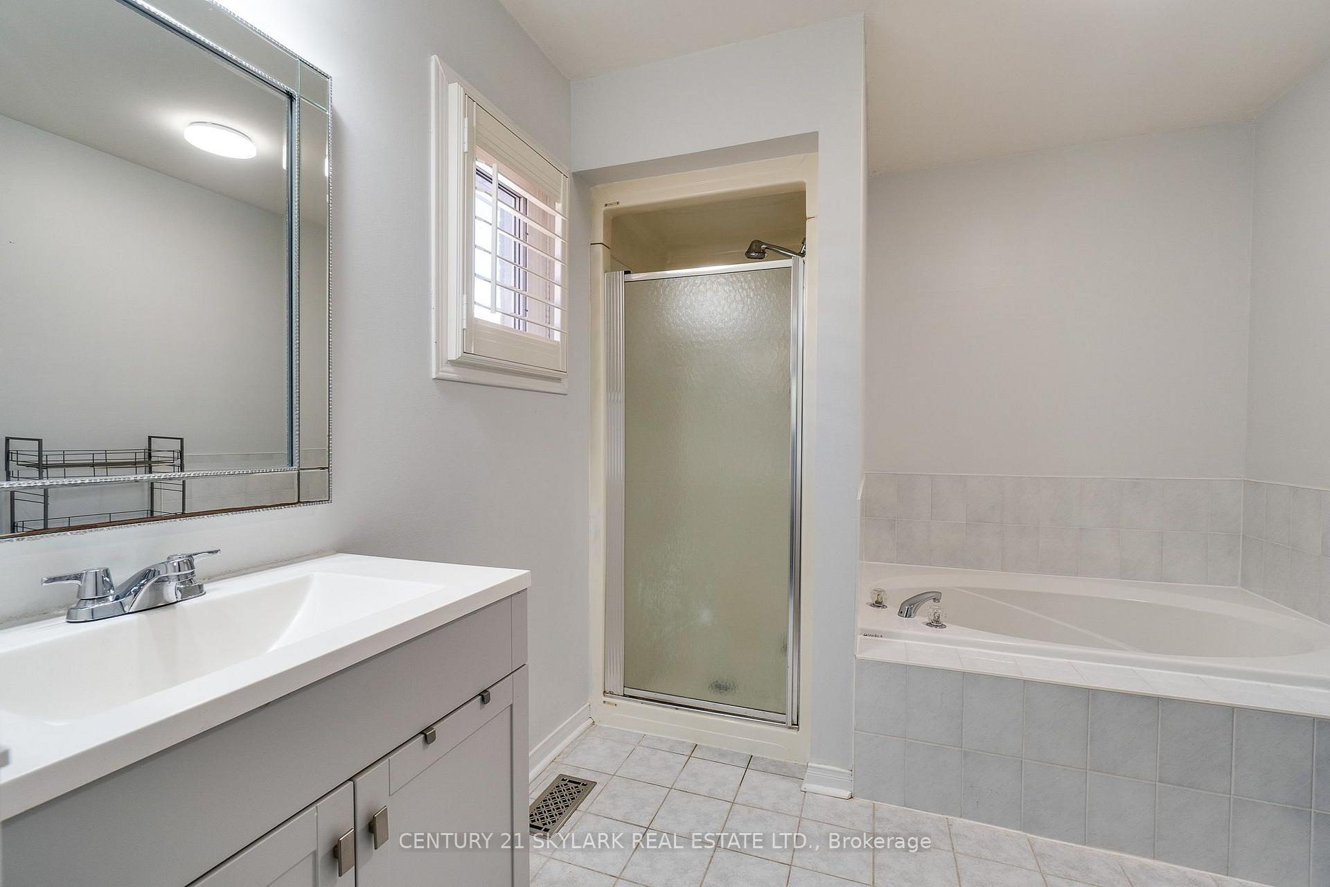 Photo 34 of 3841 Periwinkle Crescent, Mississauga, Lisgar — HOMEH