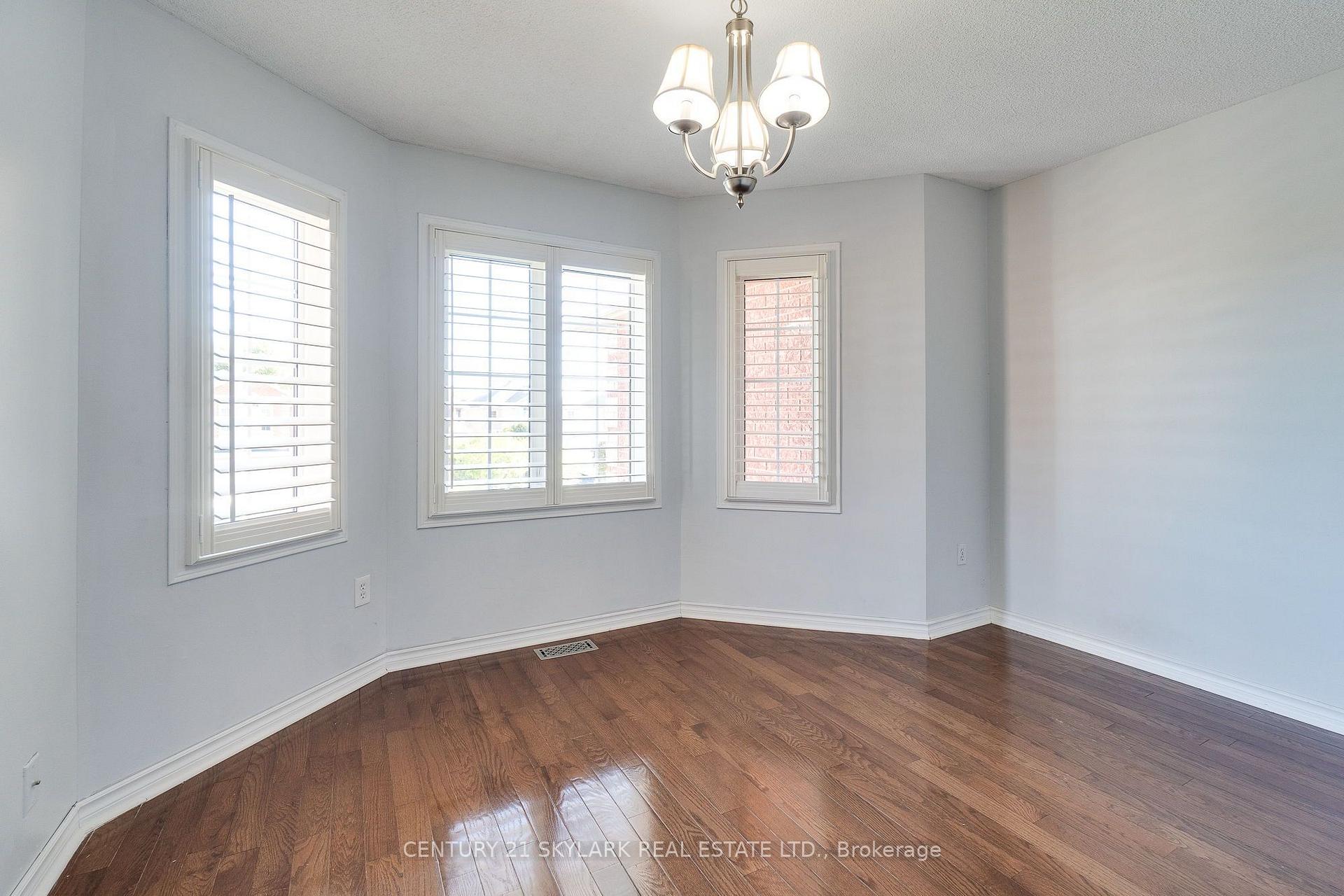 Photo 38 of 3841 Periwinkle Crescent, Mississauga, Lisgar — HOMEH
