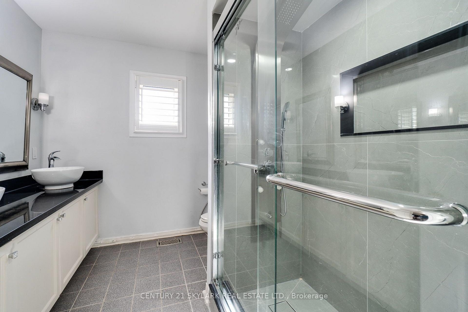 Photo 40 of 3841 Periwinkle Crescent, Mississauga, Lisgar — HOMEH