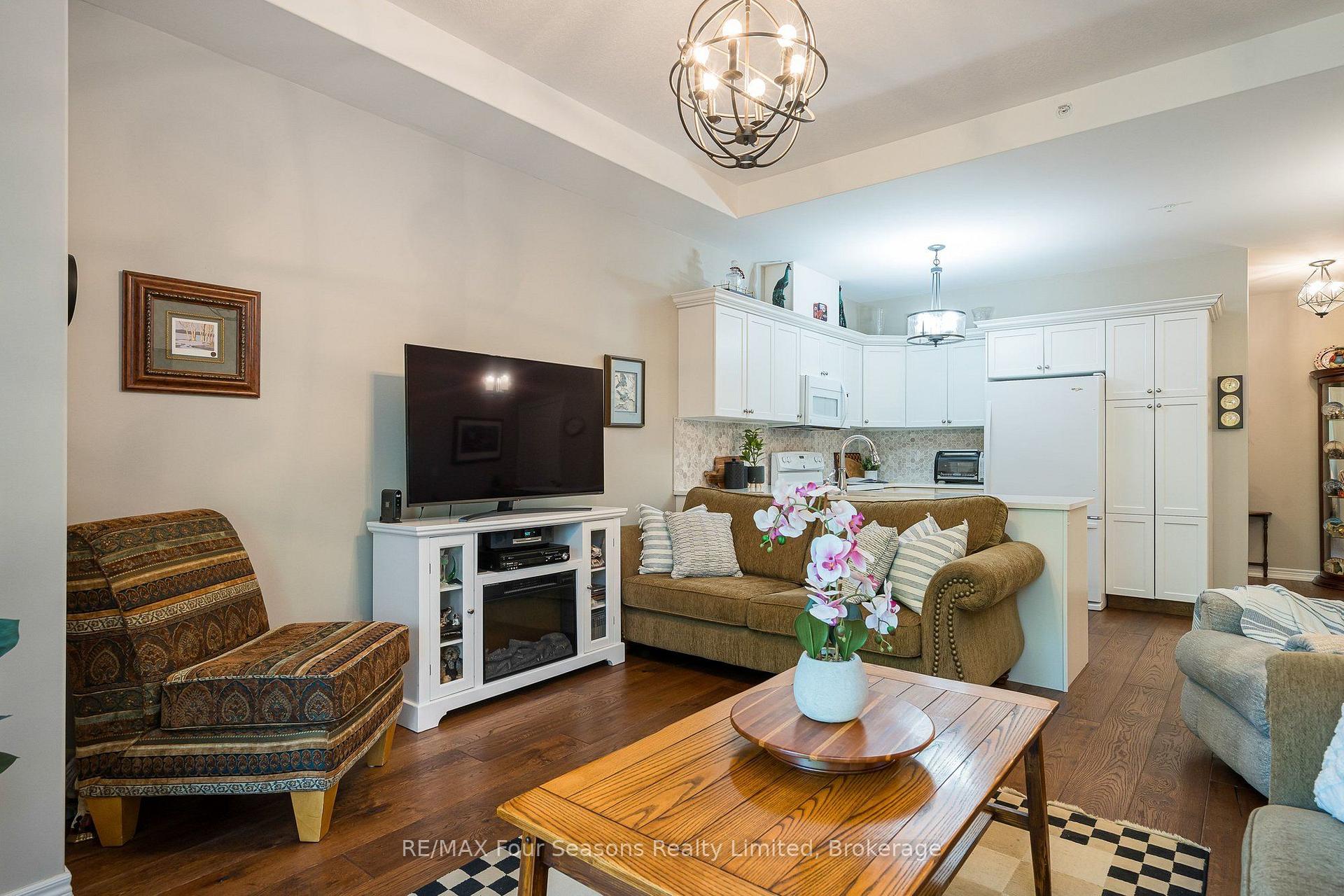 Photo 8 of Unit 109, 1 Chamberlain Crescent, Collingwood — HOMEH