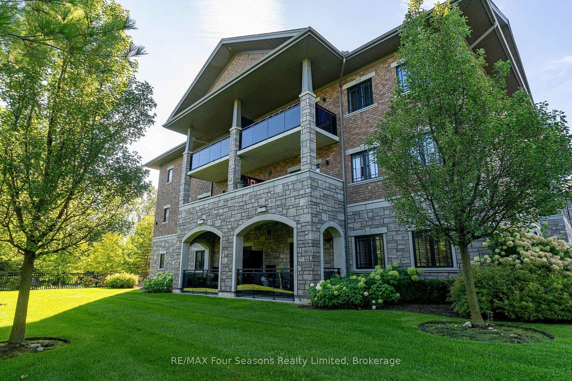 Photo 22 of Unit 109, 1 Chamberlain Crescent, Collingwood — HOMEH