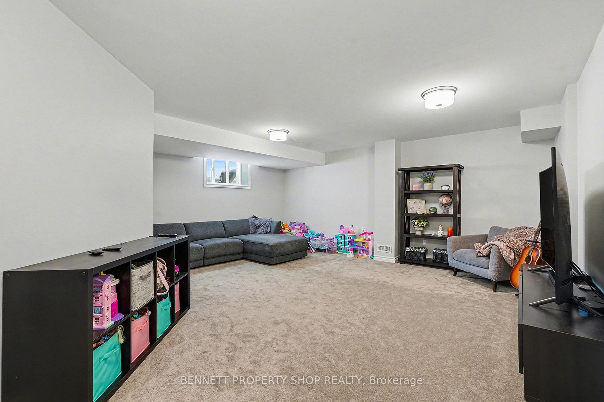 Photo 13 of 551 Cardamom Terrace, Ottawa, Stittsville (South) — HOMEH