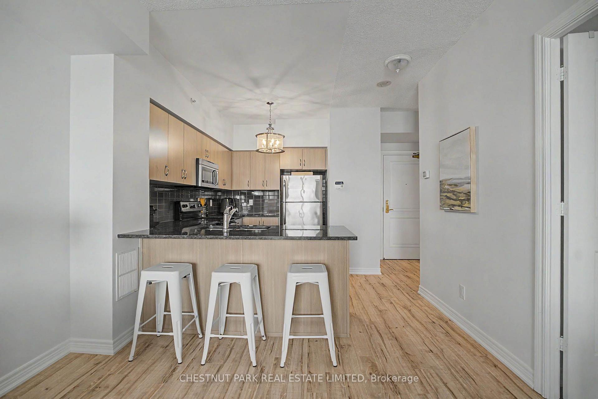 Photo 4 of Unit 1503, 9255 Jane Street, Vaughan, Maple — HOMEH
