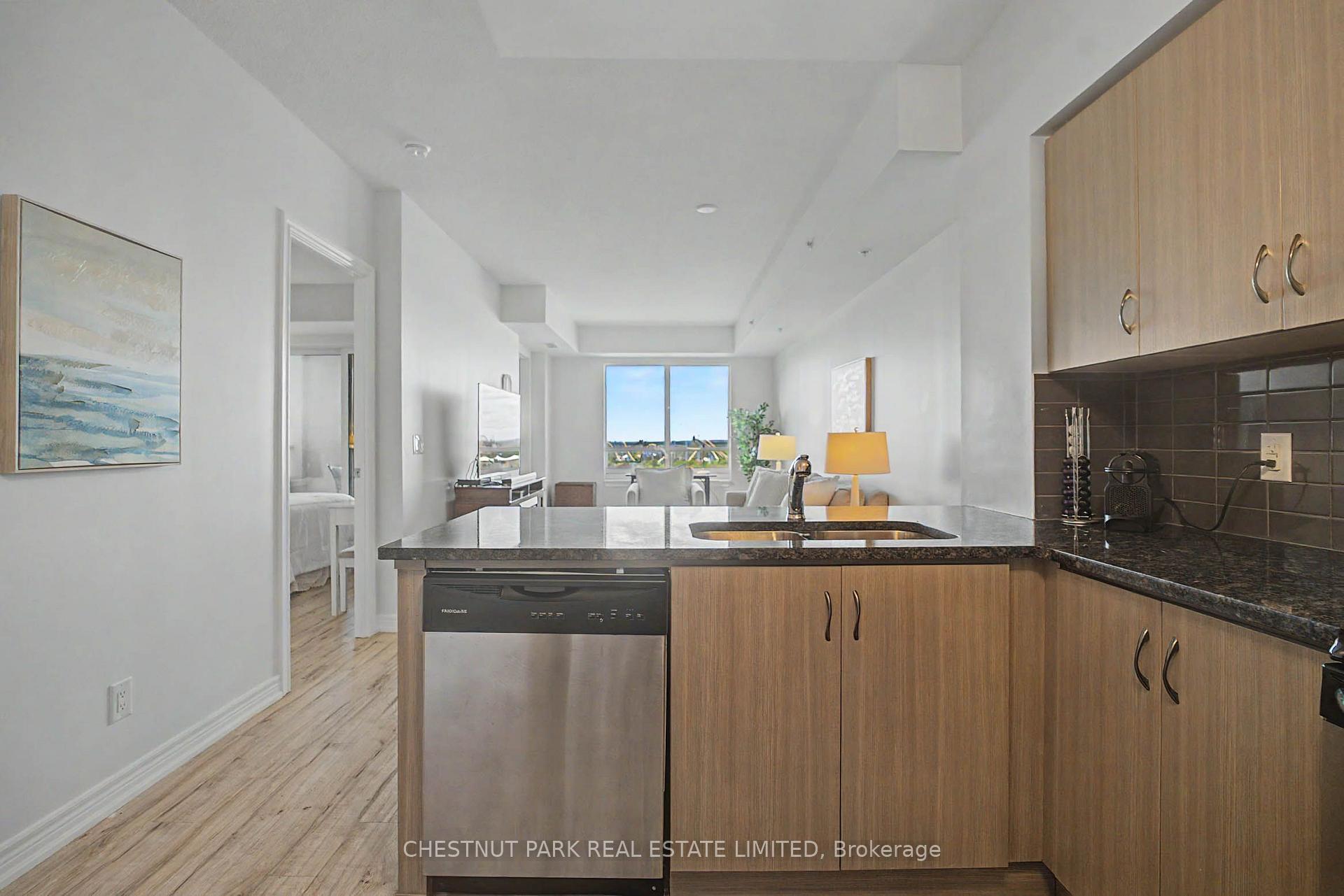 Photo 9 of Unit 1503, 9255 Jane Street, Vaughan, Maple — HOMEH