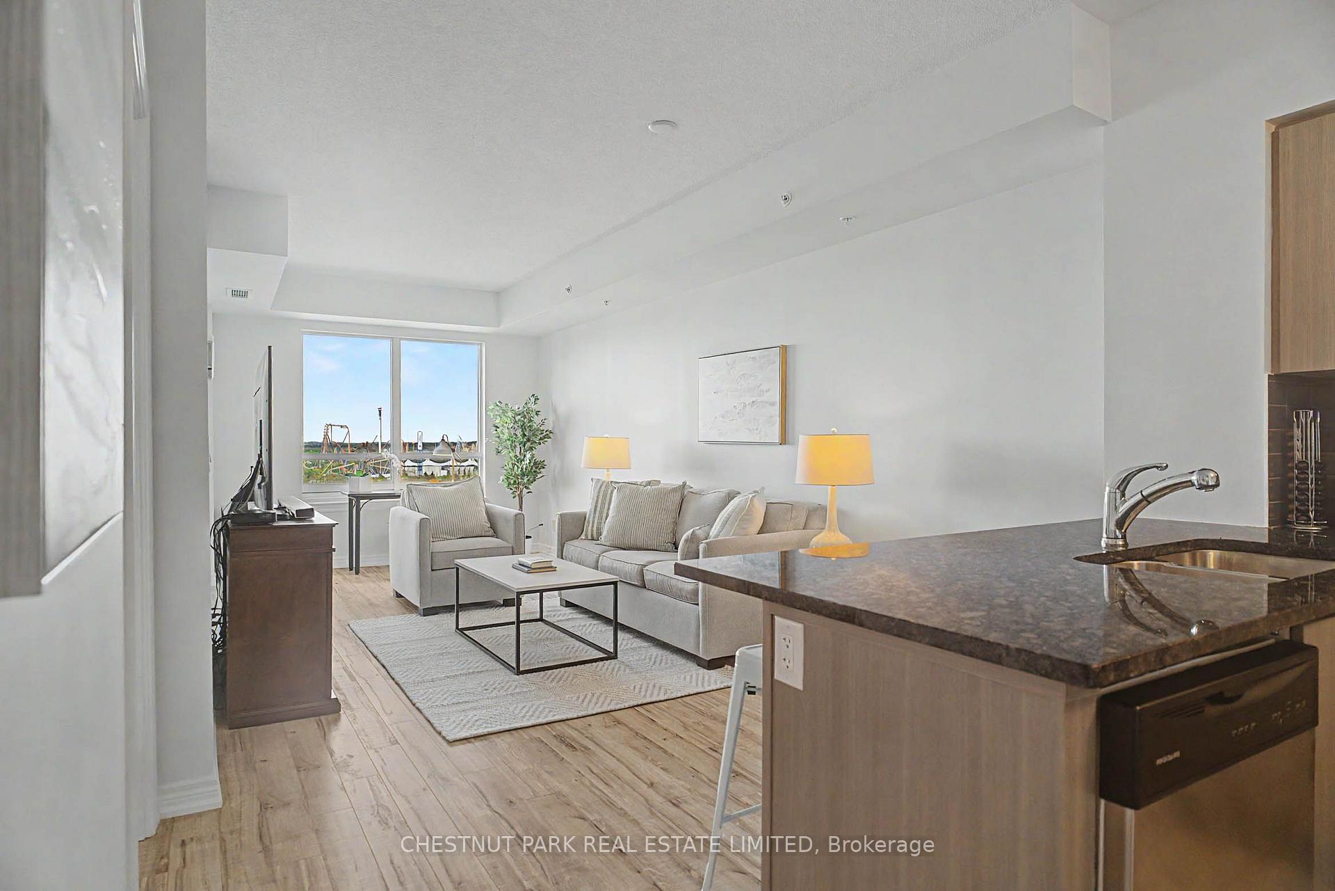 Photo 10 of Unit 1503, 9255 Jane Street, Vaughan, Maple — HOMEH