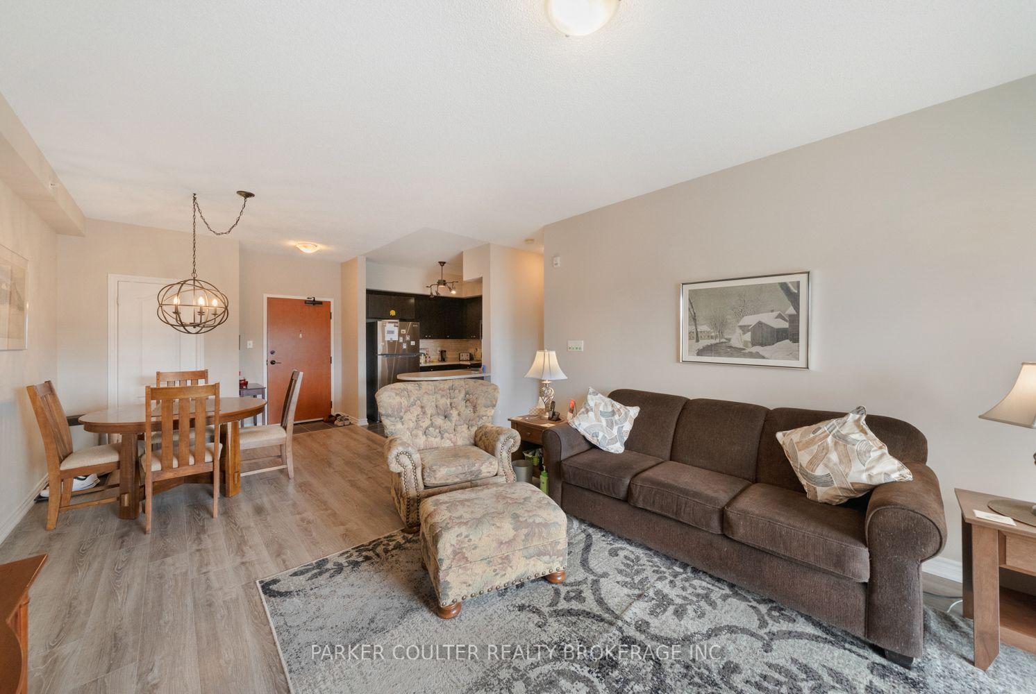 Photo 6 of Unit 316, 720 Yonge Street, Barrie, Painswick South — HOMEH